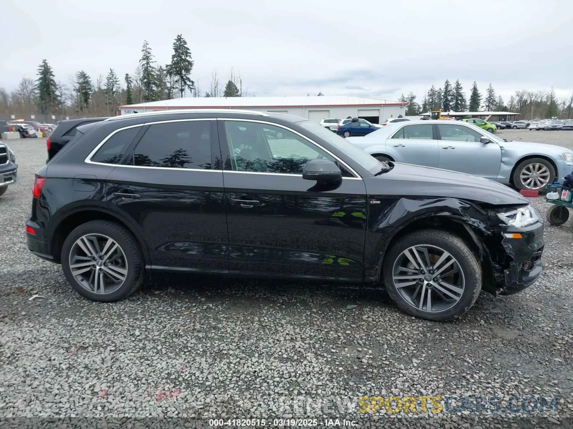 13 Photograph of a damaged car WA1F2AFY0L2045966 AUDI Q5 2020