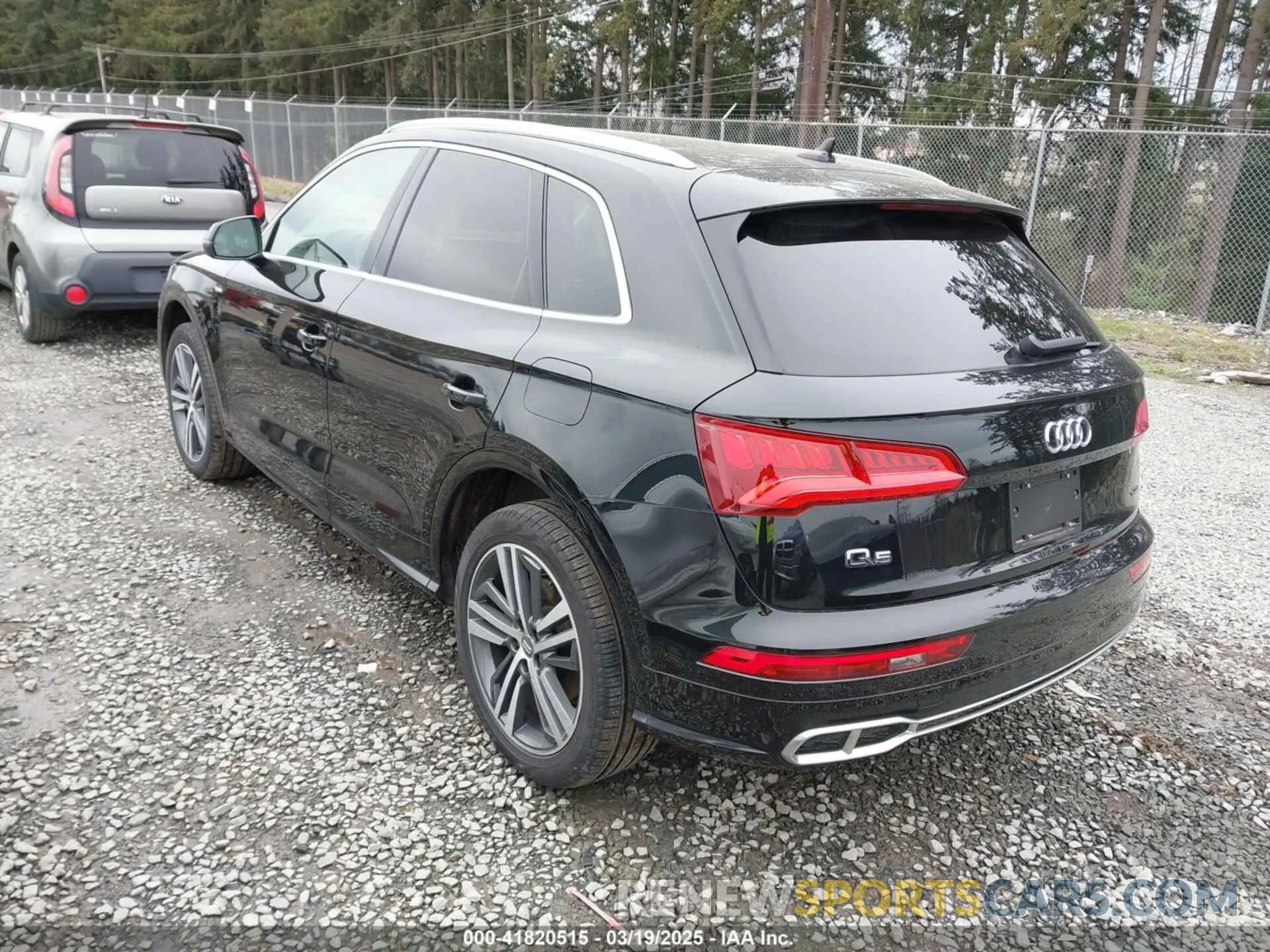 3 Photograph of a damaged car WA1F2AFY0L2045966 AUDI Q5 2020