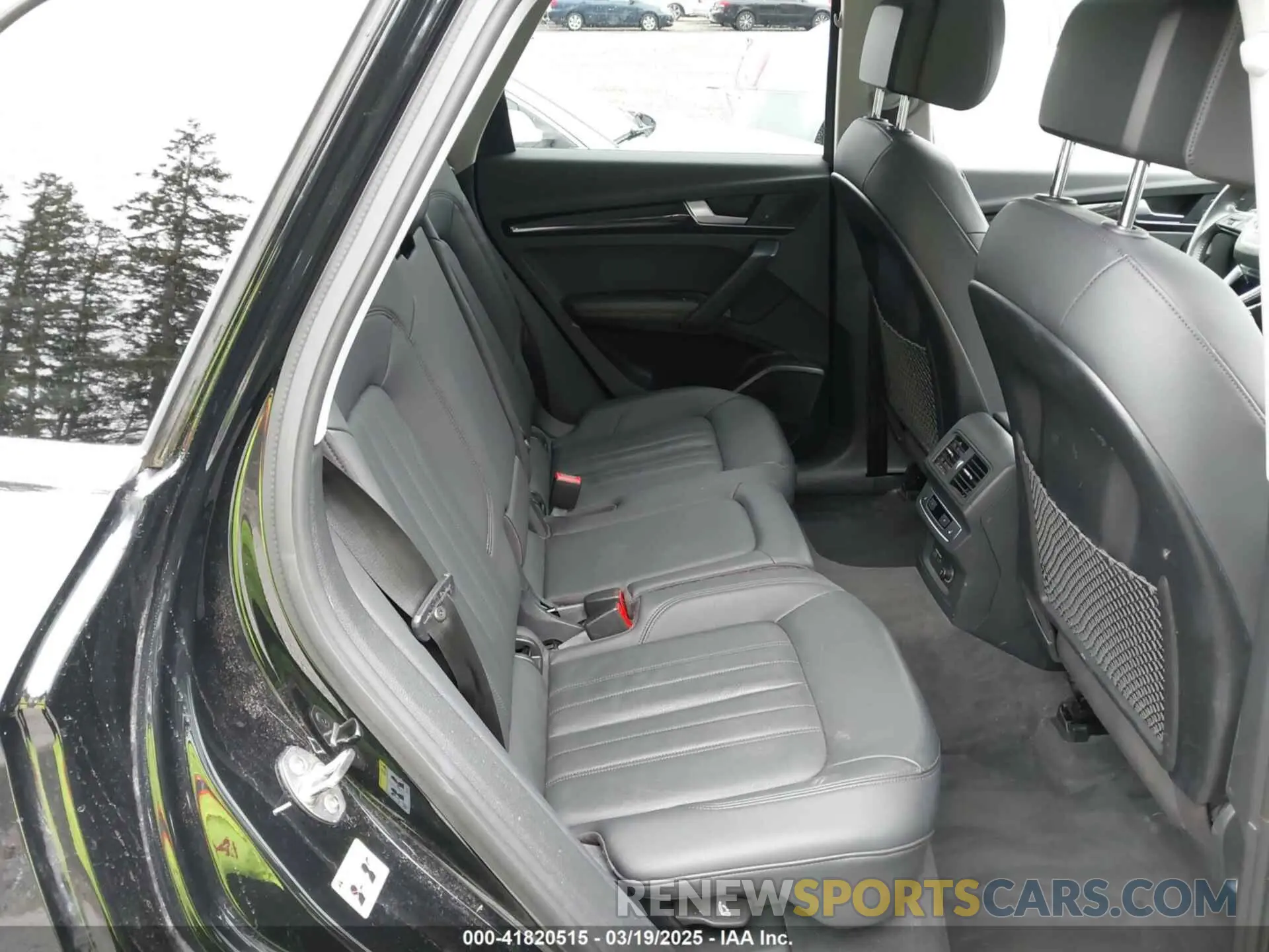 8 Photograph of a damaged car WA1F2AFY0L2045966 AUDI Q5 2020