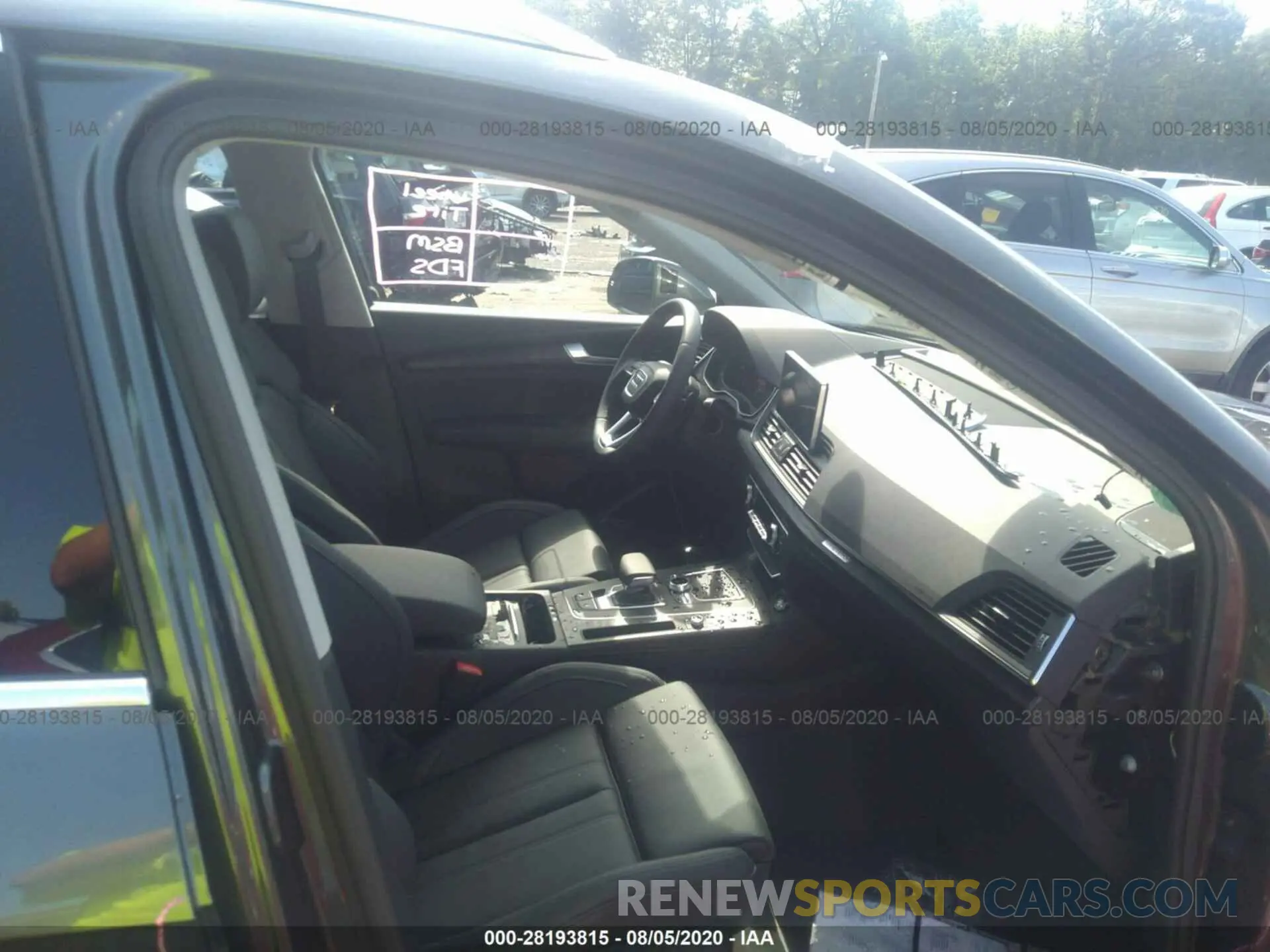 5 Photograph of a damaged car WA1F2AFY3L2058744 AUDI Q5 2020