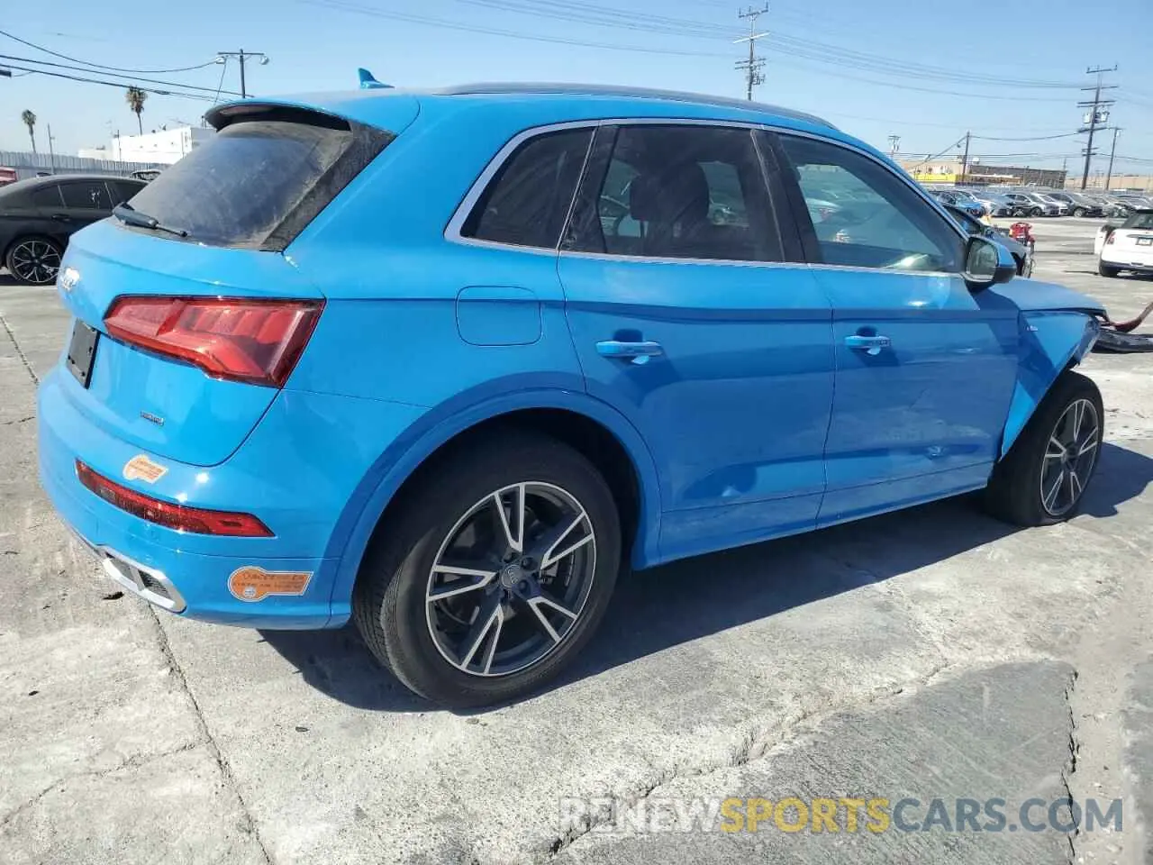 3 Фотография поврежденного автомобиля WA1G2AFY9L2048790 AUDI Q5 2020