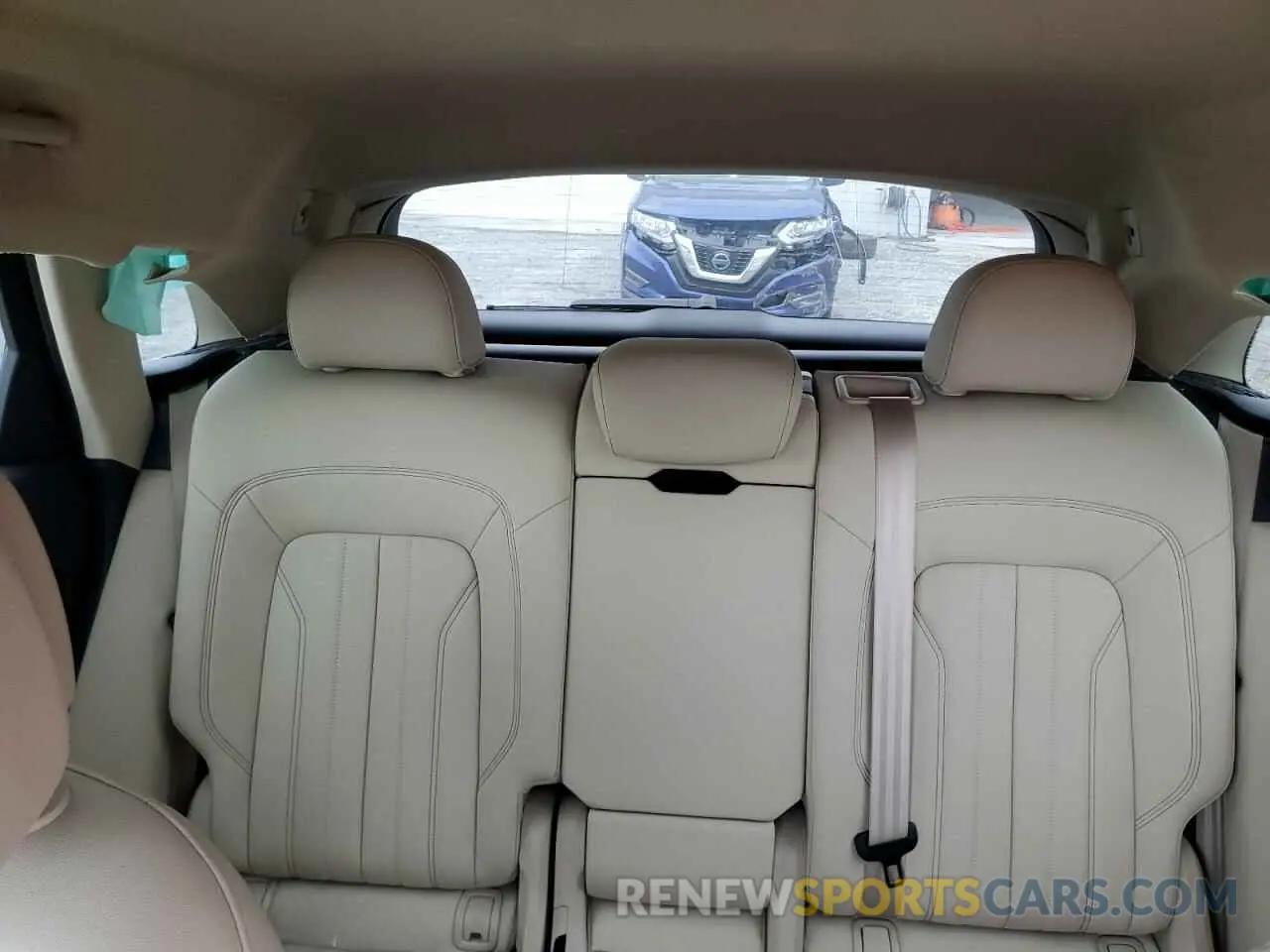 10 Photograph of a damaged car WA1AAAFY1M2130278 AUDI Q5 2021
