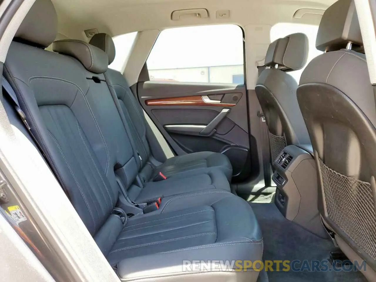 11 Фотография поврежденного автомобиля WA1AAAFY2M2004785 AUDI Q5 2021