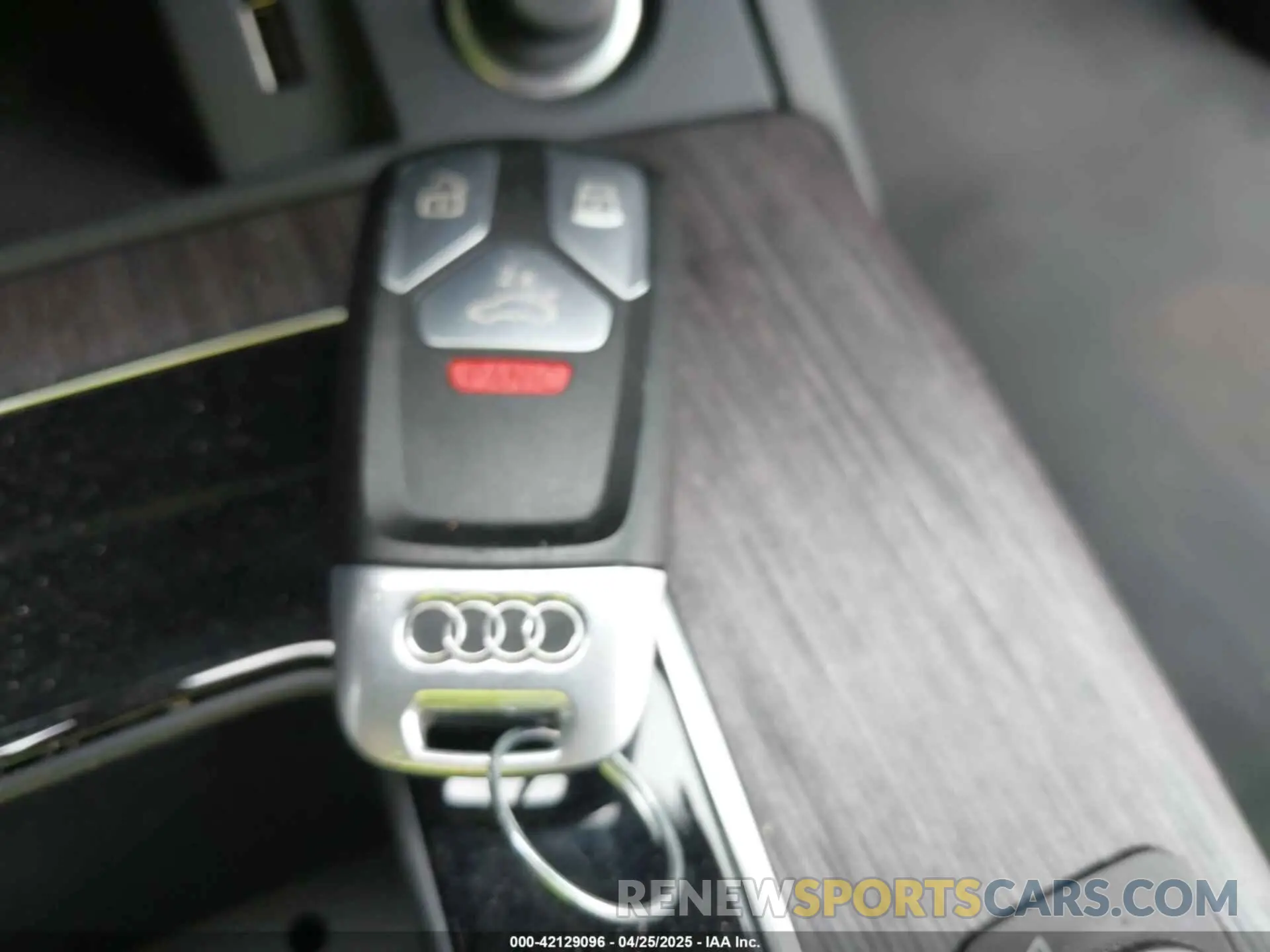 11 Фотография поврежденного автомобиля WA1AAAFY2M2008206 AUDI Q5 2021