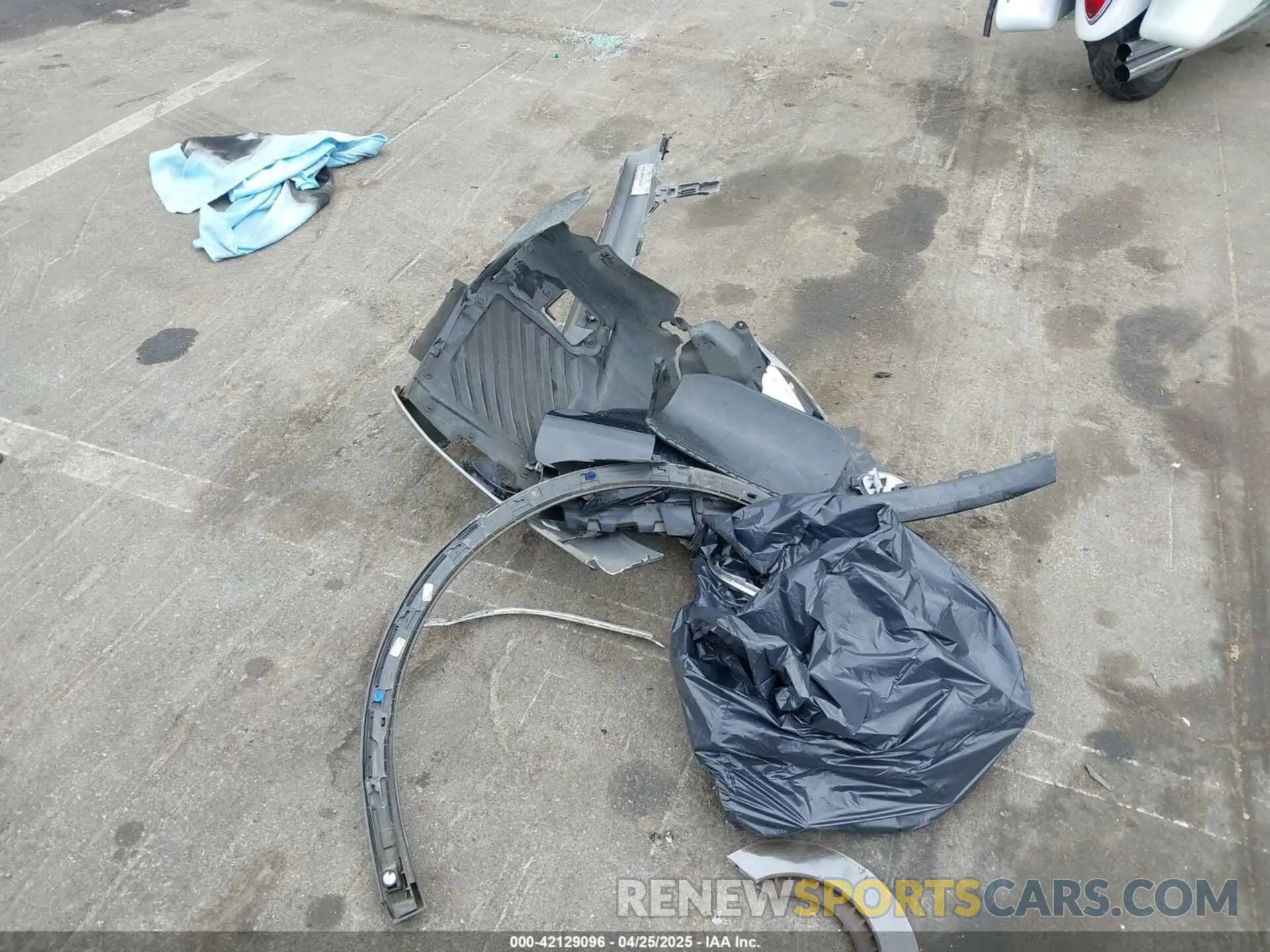 12 Фотография поврежденного автомобиля WA1AAAFY2M2008206 AUDI Q5 2021