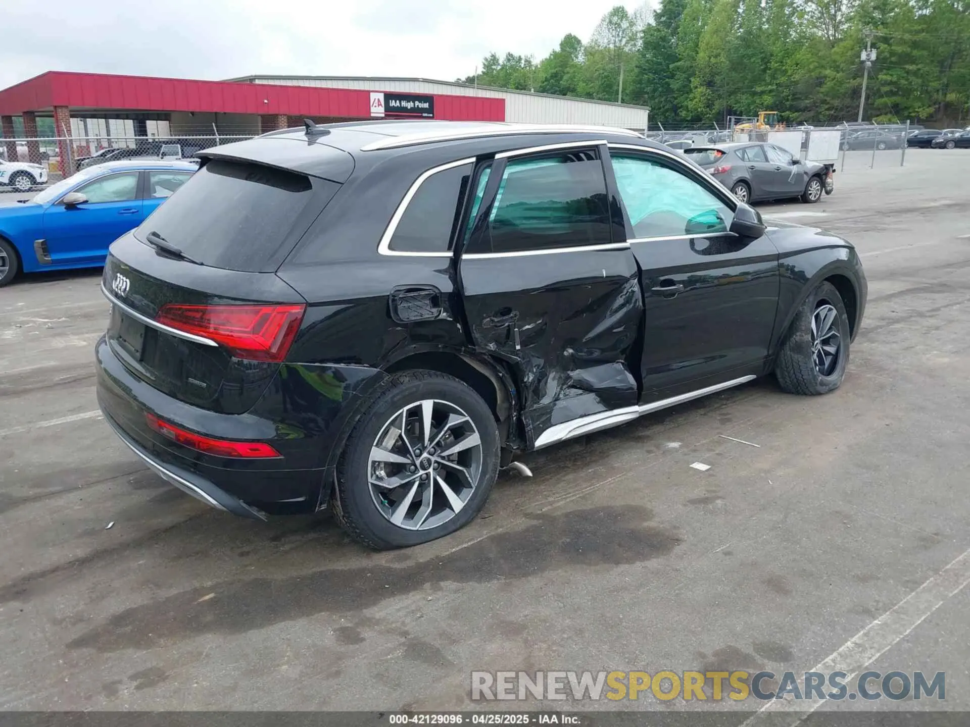 4 Фотография поврежденного автомобиля WA1AAAFY2M2008206 AUDI Q5 2021