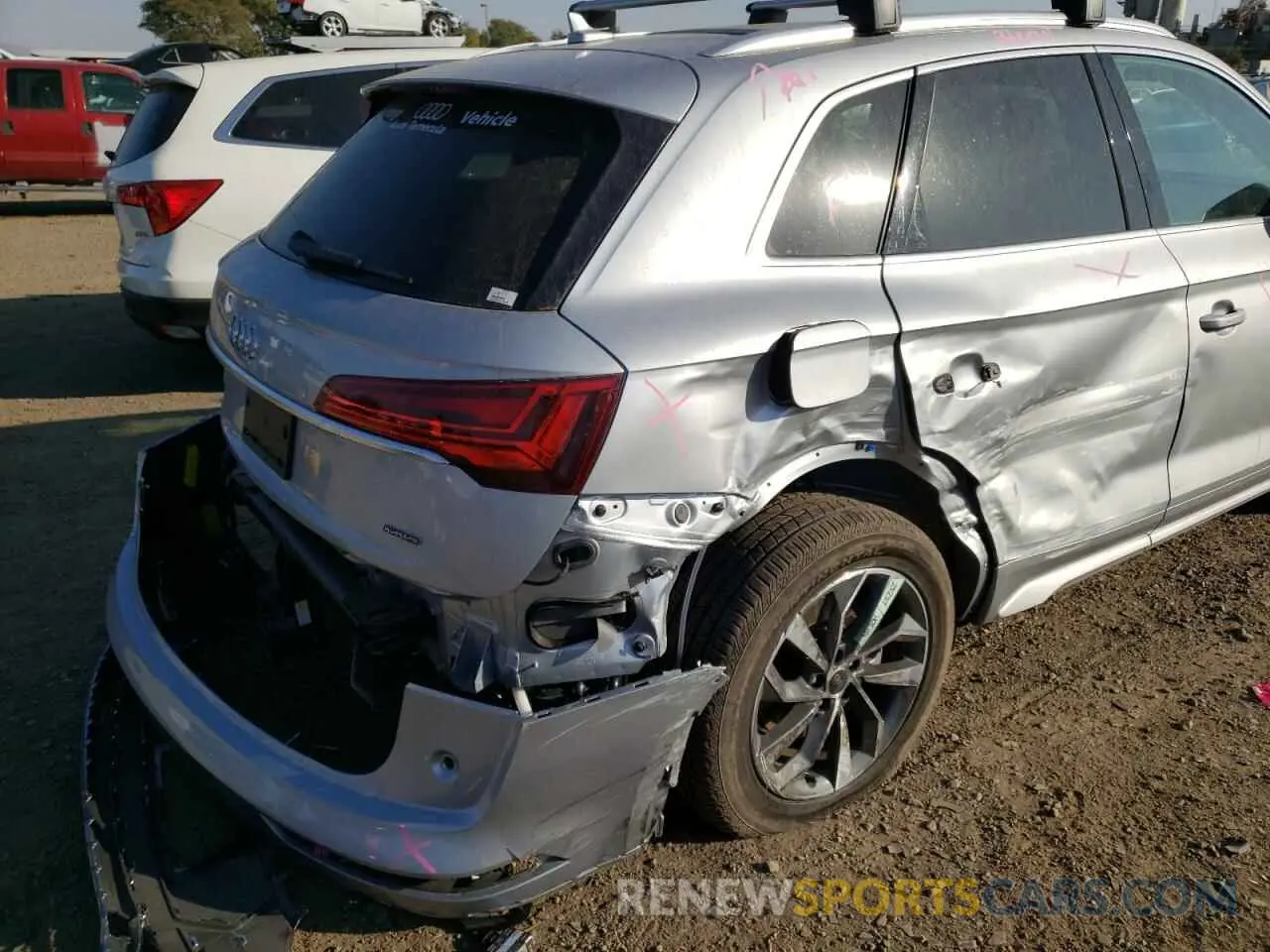 9 Photograph of a damaged car WA1AAAFY2M2025328 AUDI Q5 2021