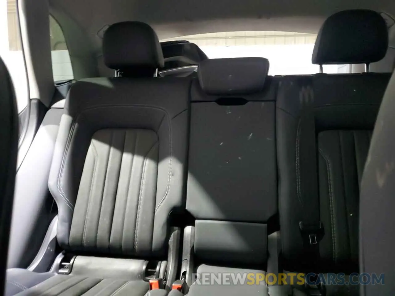 10 Photograph of a damaged car WA1AAAFY3M2007534 AUDI Q5 2021