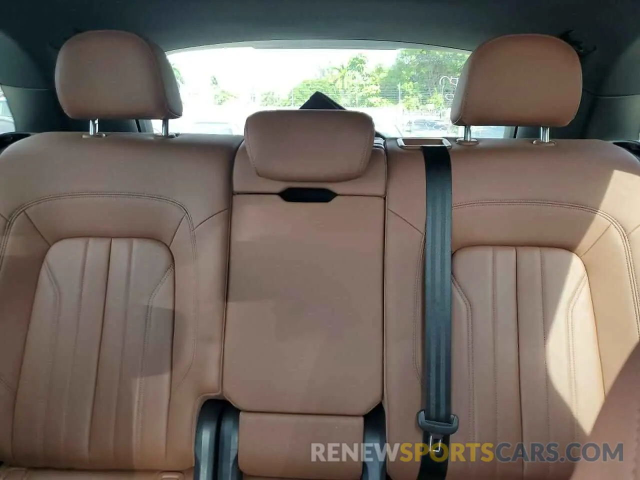 10 Фотография поврежденного автомобиля WA1AAAFY3M2093198 AUDI Q5 2021