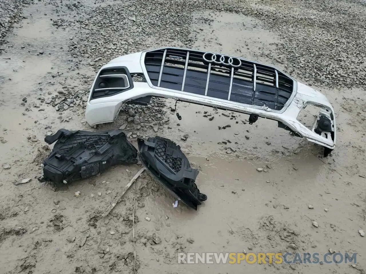 13 Фотография поврежденного автомобиля WA1AAAFY4M2003735 AUDI Q5 2021