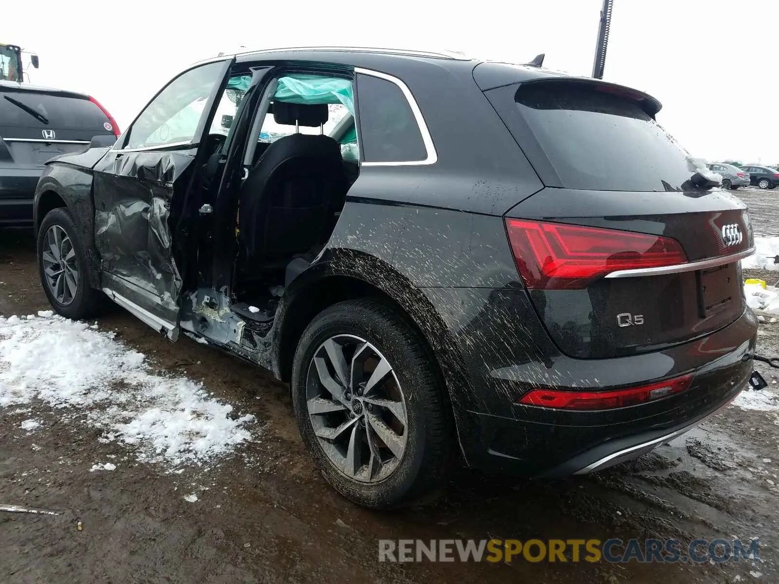 3 Photograph of a damaged car WA1AAAFY5M2032872 AUDI Q5 2021