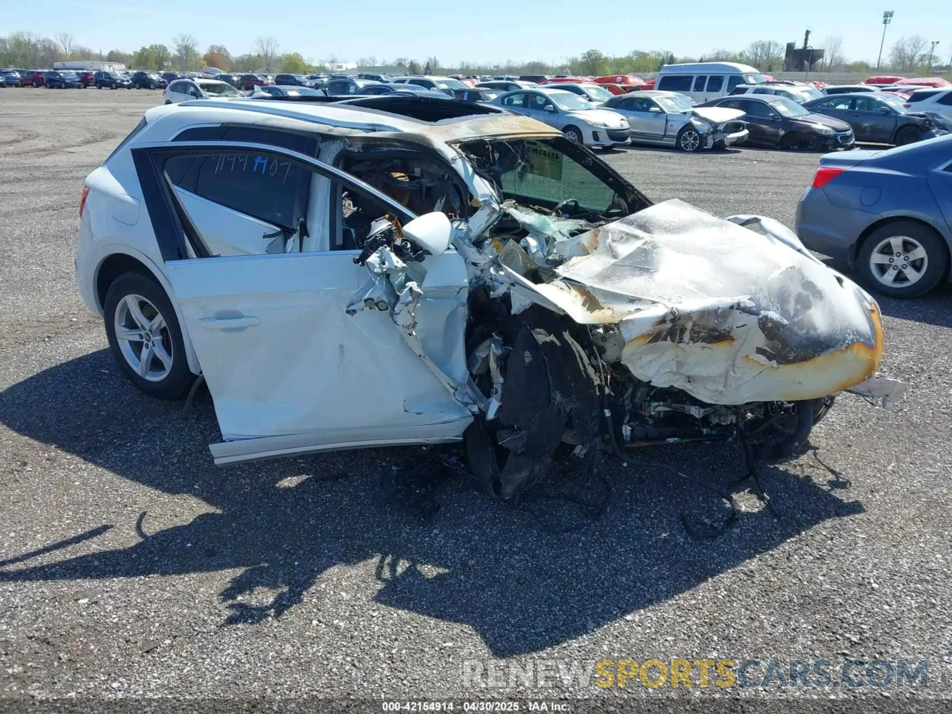 1 Photograph of a damaged car WA1AAAFY5M2110311 AUDI Q5 2021