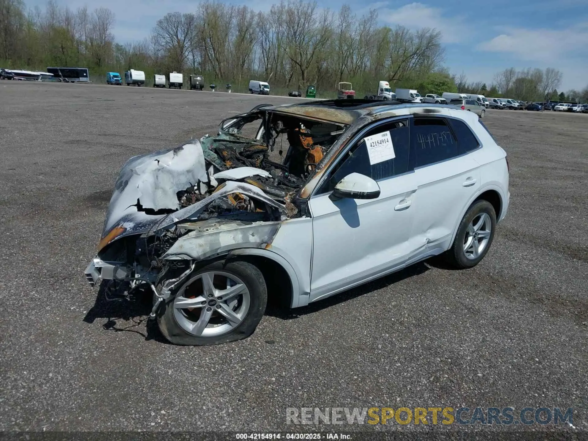 2 Photograph of a damaged car WA1AAAFY5M2110311 AUDI Q5 2021
