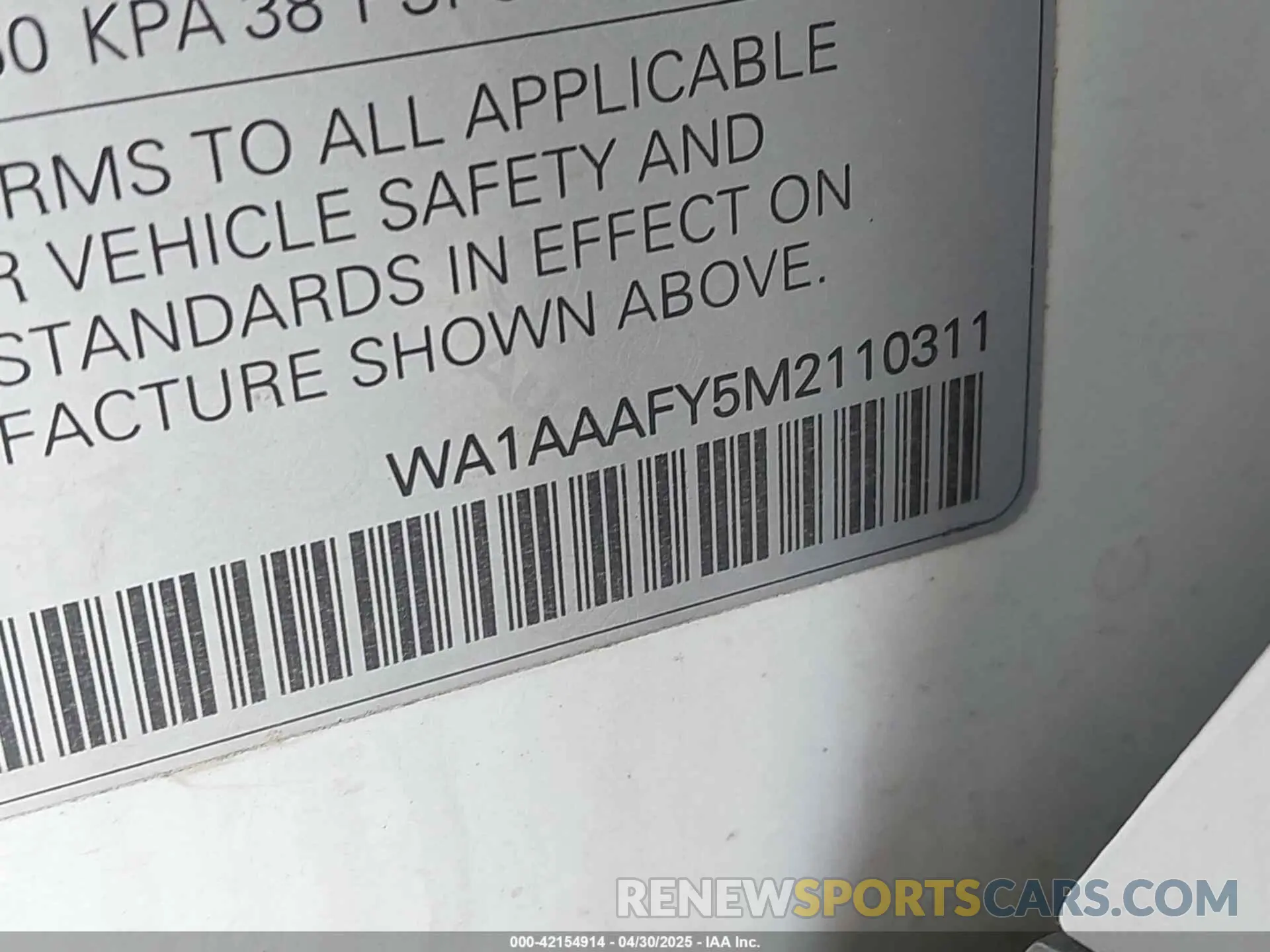9 Photograph of a damaged car WA1AAAFY5M2110311 AUDI Q5 2021