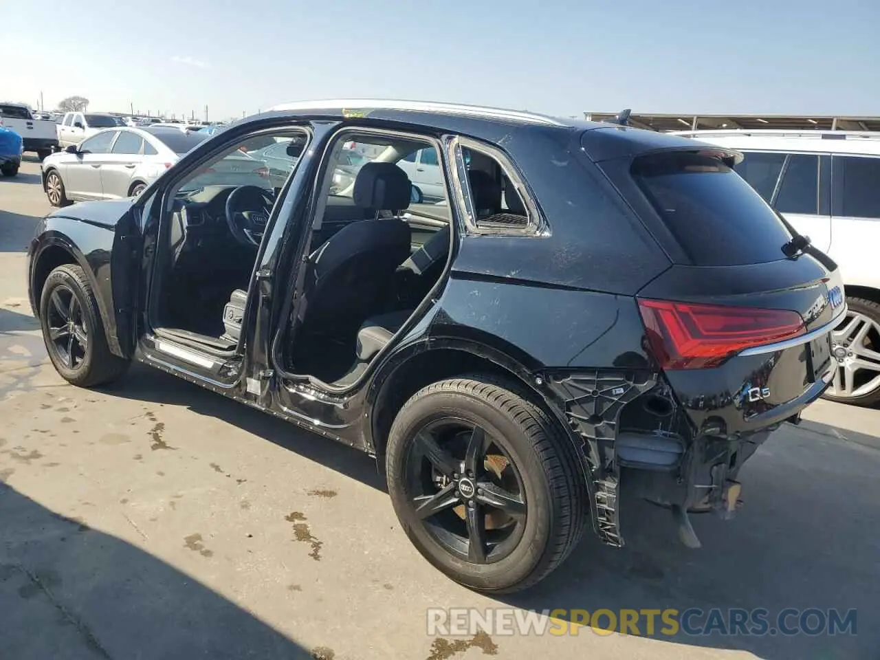 2 Photograph of a damaged car WA1AAAFY5M2118134 AUDI Q5 2021