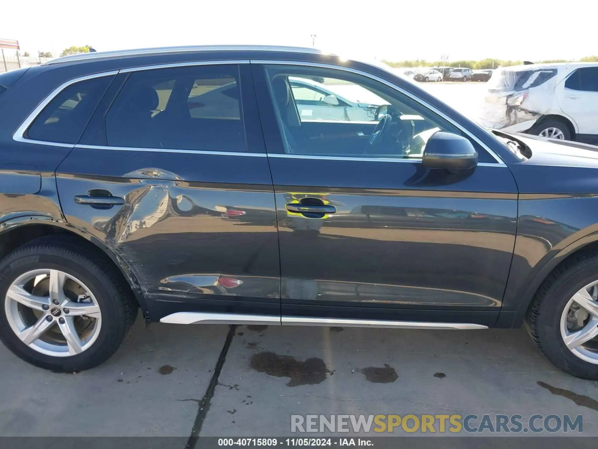 13 Photograph of a damaged car WA1AAAFY6M2005373 AUDI Q5 2021