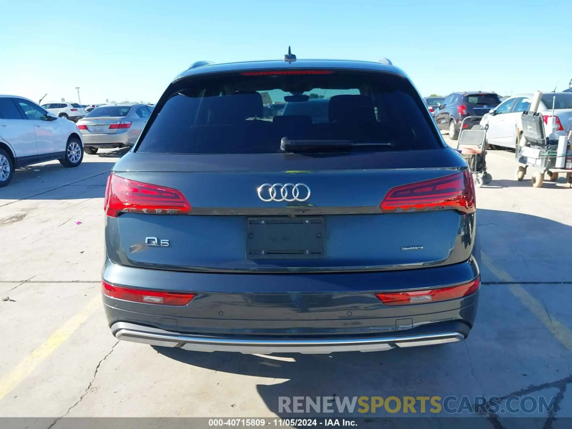 16 Photograph of a damaged car WA1AAAFY6M2005373 AUDI Q5 2021