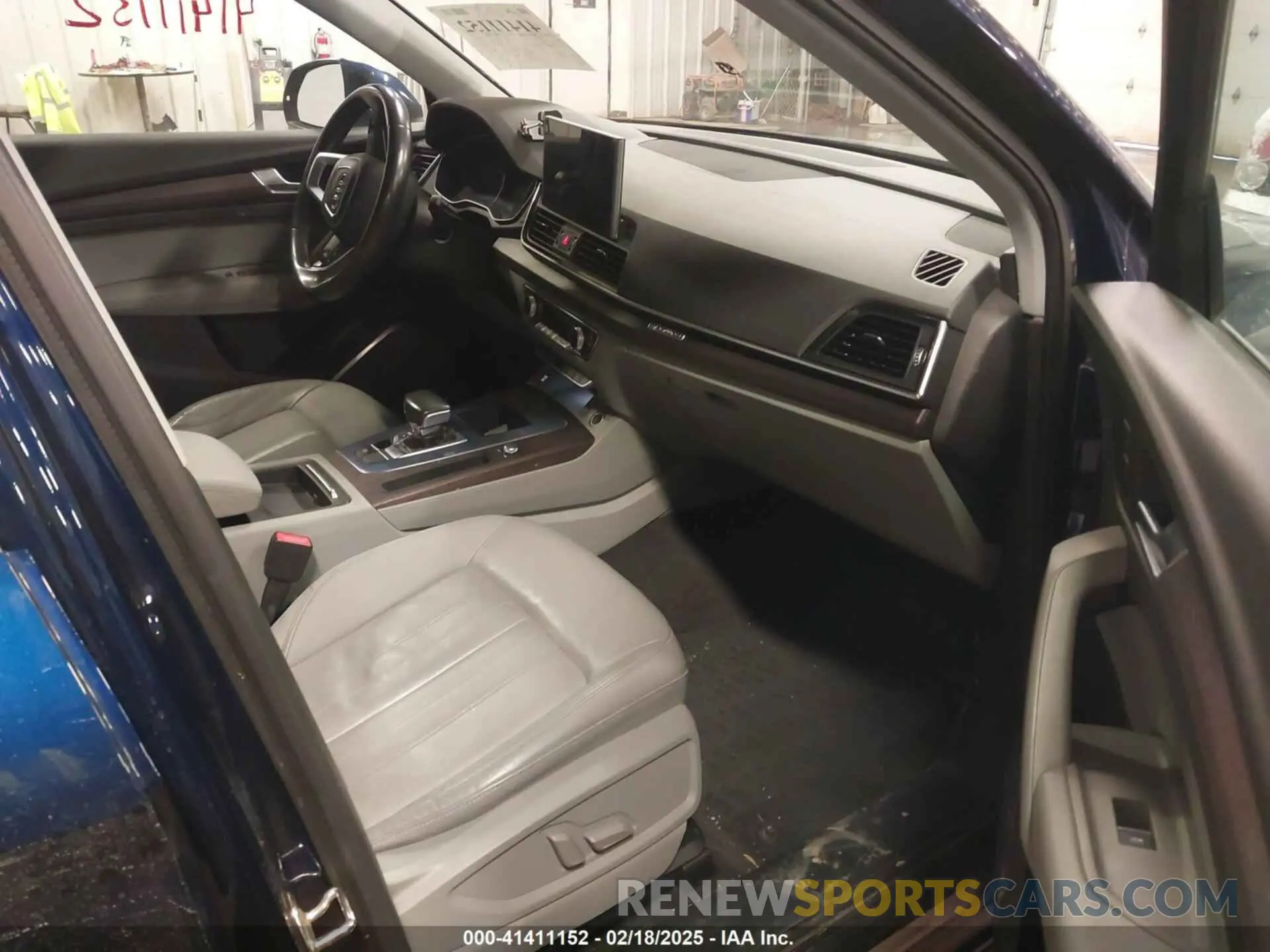 5 Photograph of a damaged car WA1AAAFY6M2053391 AUDI Q5 2021