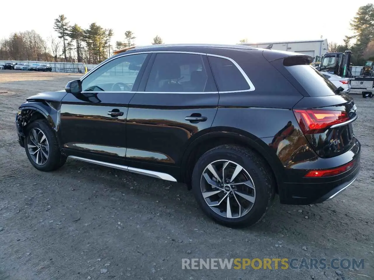 2 Photograph of a damaged car WA1AAAFY6M2128929 AUDI Q5 2021