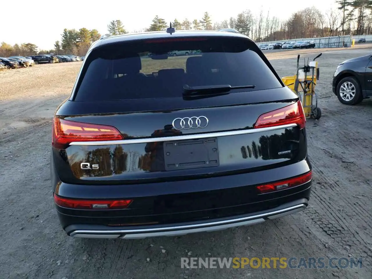 6 Photograph of a damaged car WA1AAAFY6M2128929 AUDI Q5 2021
