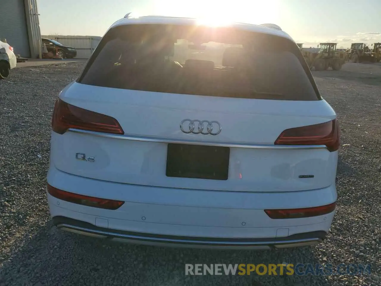 6 Photograph of a damaged car WA1AAAFY7M2003647 AUDI Q5 2021
