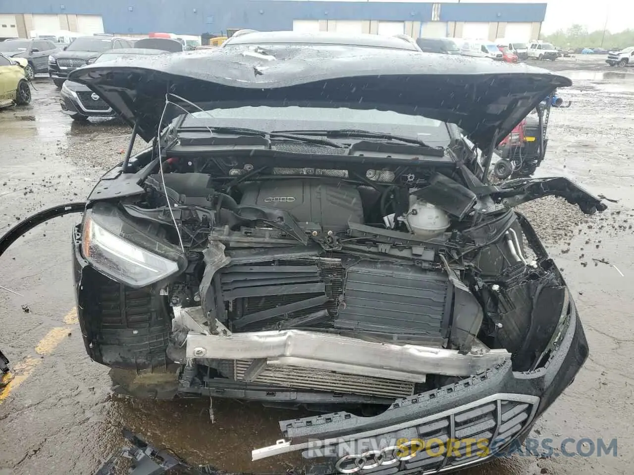 11 Photograph of a damaged car WA1AAAFY8M2089521 AUDI Q5 2021