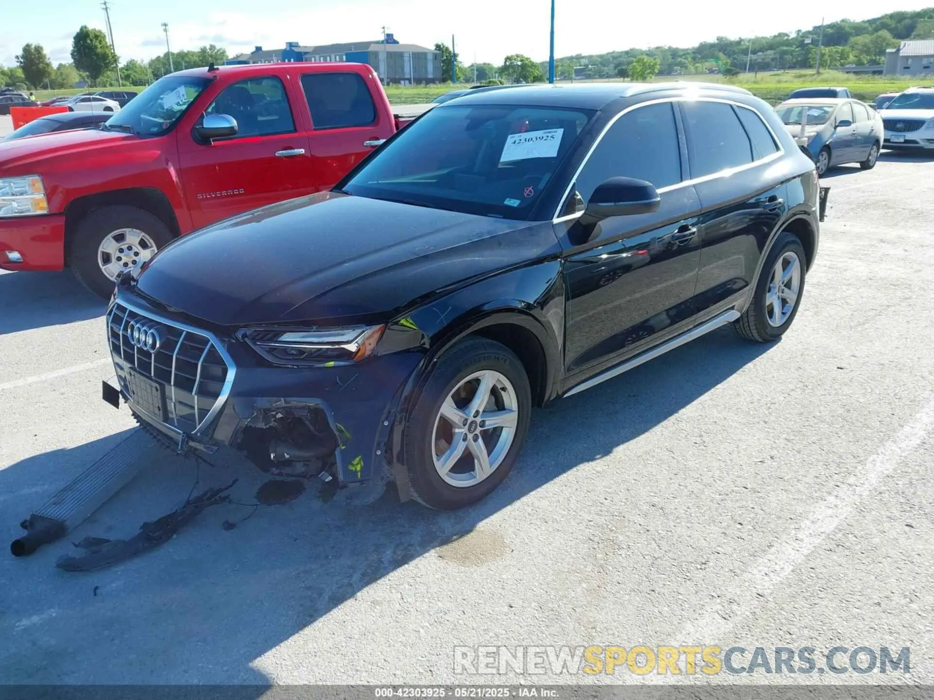2 Photograph of a damaged car WA1AAAFY9M2076387 AUDI Q5 2021