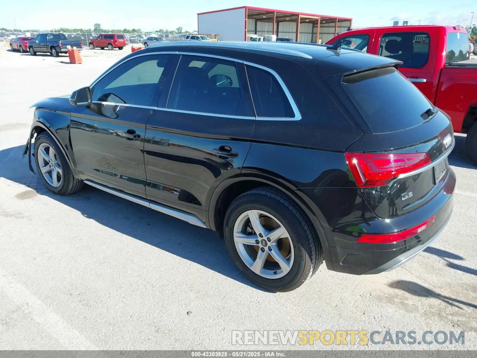 3 Photograph of a damaged car WA1AAAFY9M2076387 AUDI Q5 2021