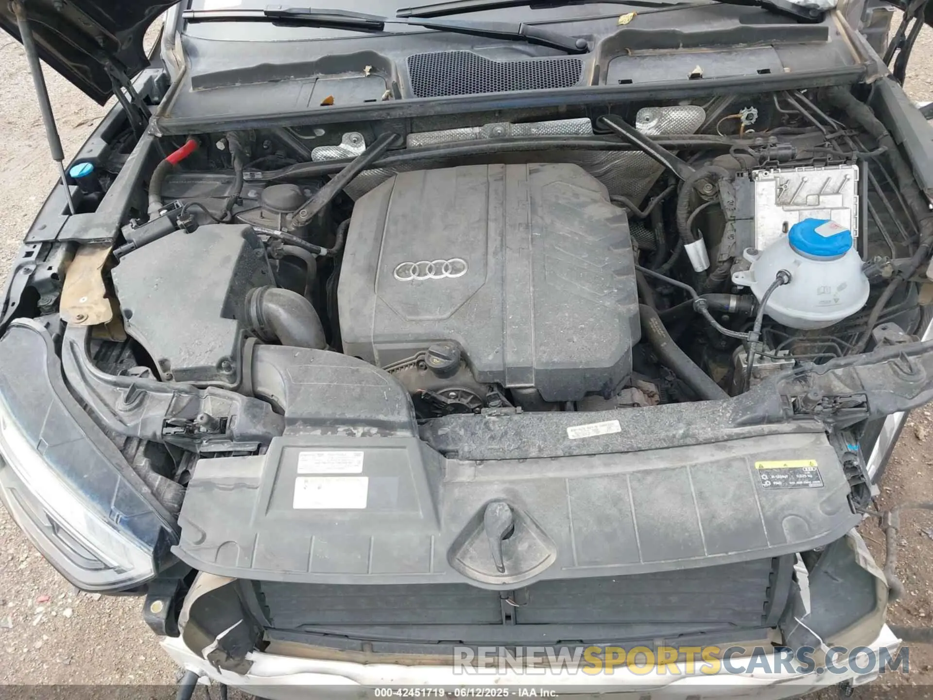 10 Фотография поврежденного автомобиля WA1AAAFYXM2004808 AUDI Q5 2021