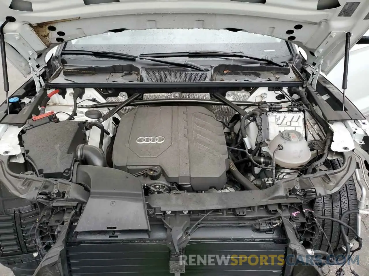 12 Photograph of a damaged car WA1BAAFY0M2061846 AUDI Q5 2021