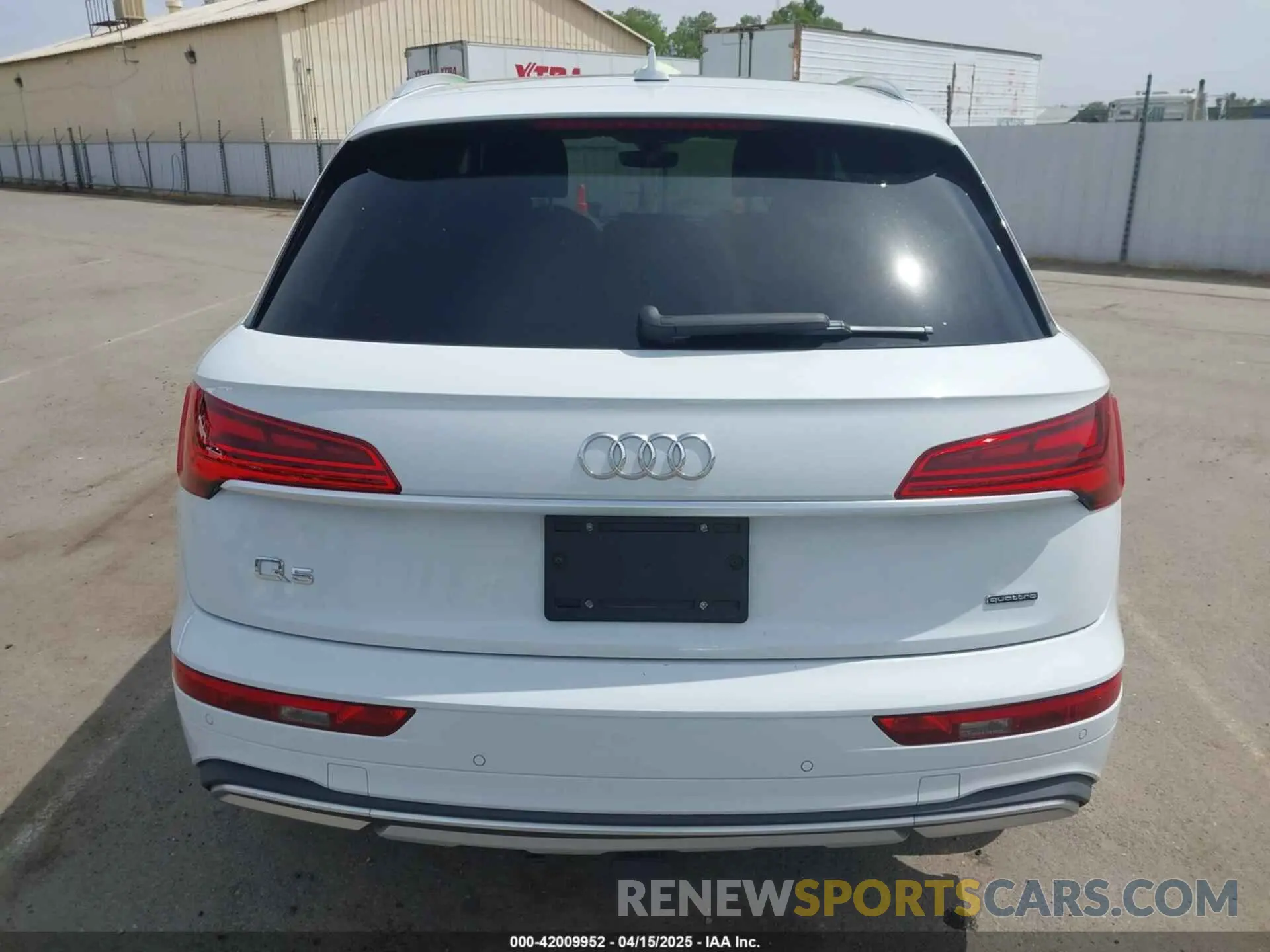 16 Фотография поврежденного автомобиля WA1BAAFY0M2069879 AUDI Q5 2021