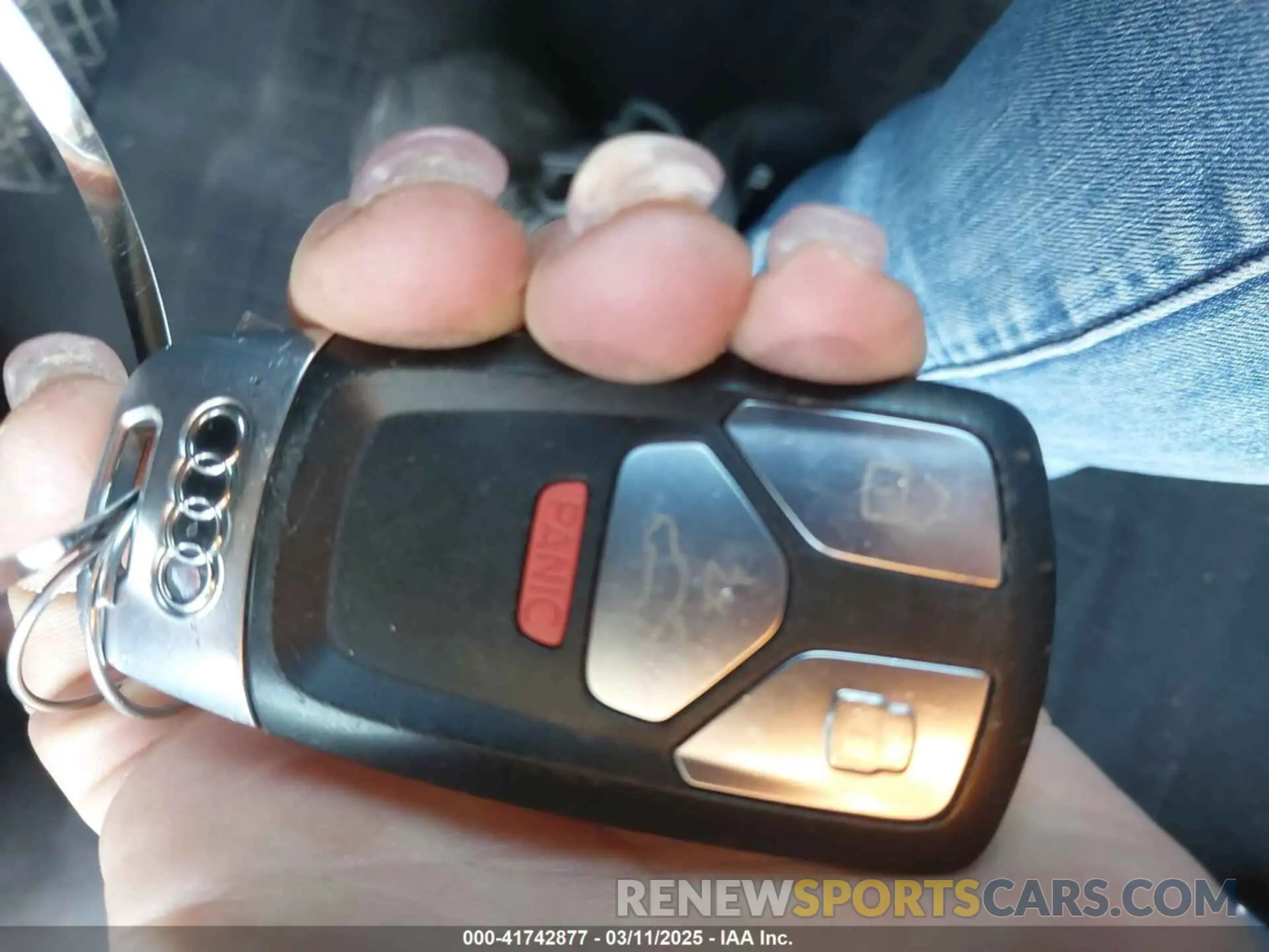 11 Photograph of a damaged car WA1BAAFY0M2127165 AUDI Q5 2021