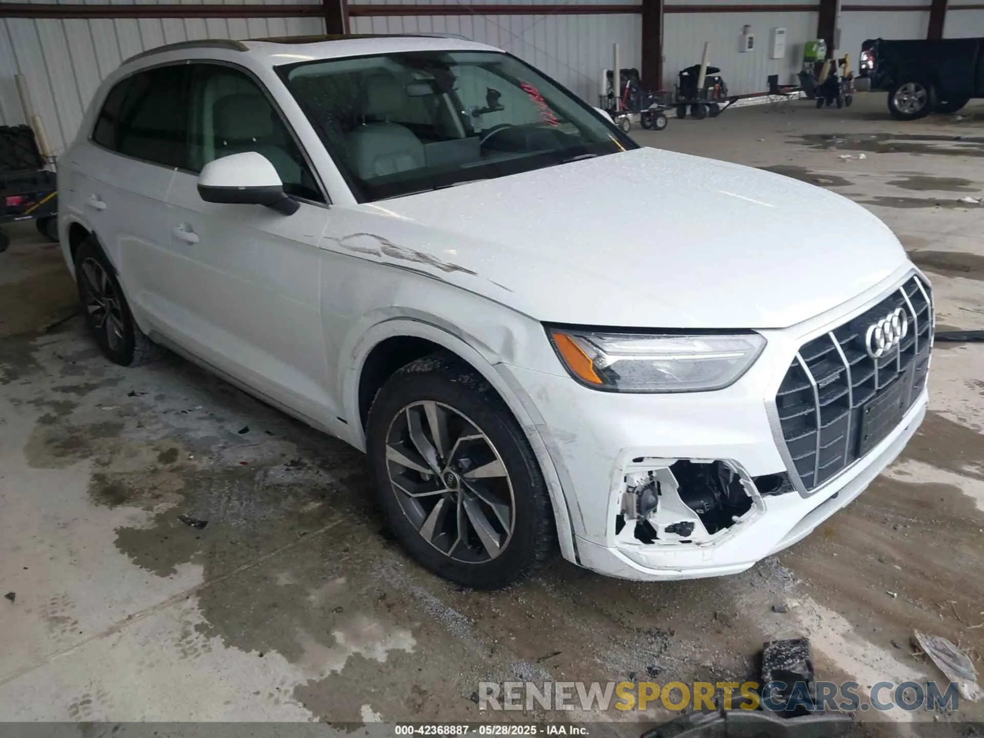 1 Фотография поврежденного автомобиля WA1BAAFY0M2127179 AUDI Q5 2021