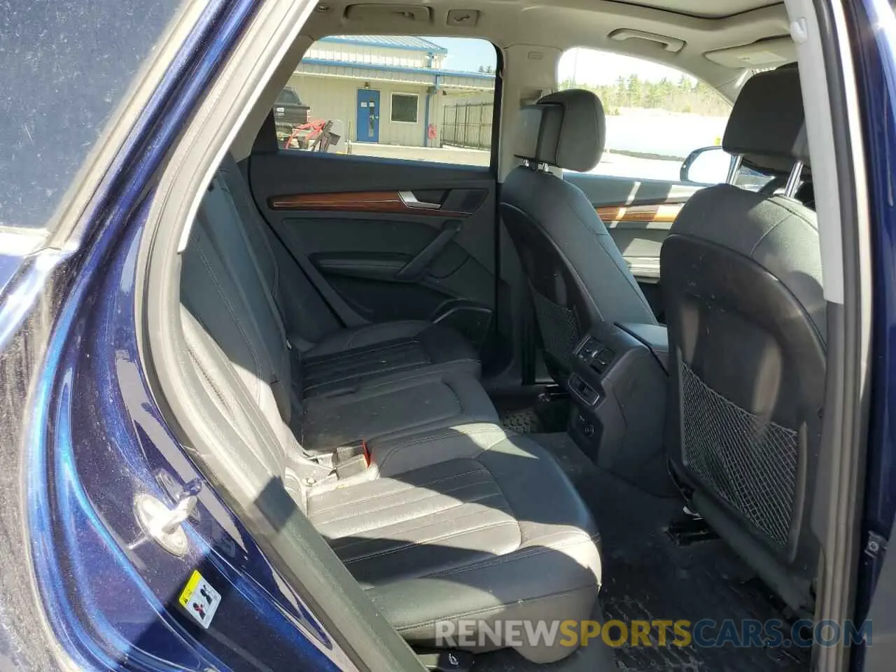 11 Photograph of a damaged car WA1BAAFY0M2136285 AUDI Q5 2021
