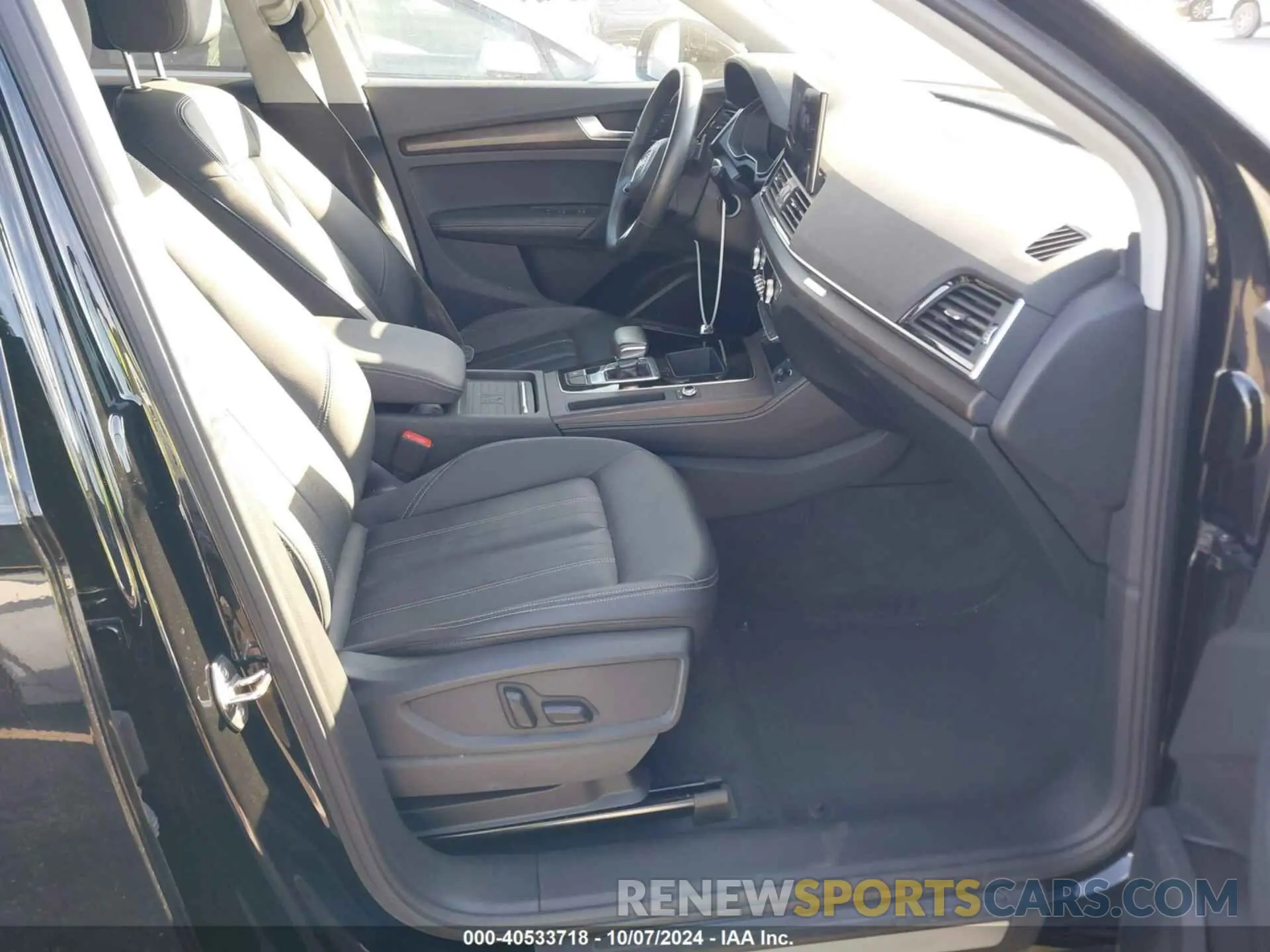 5 Photograph of a damaged car WA1BAAFY1M2012039 AUDI Q5 2021
