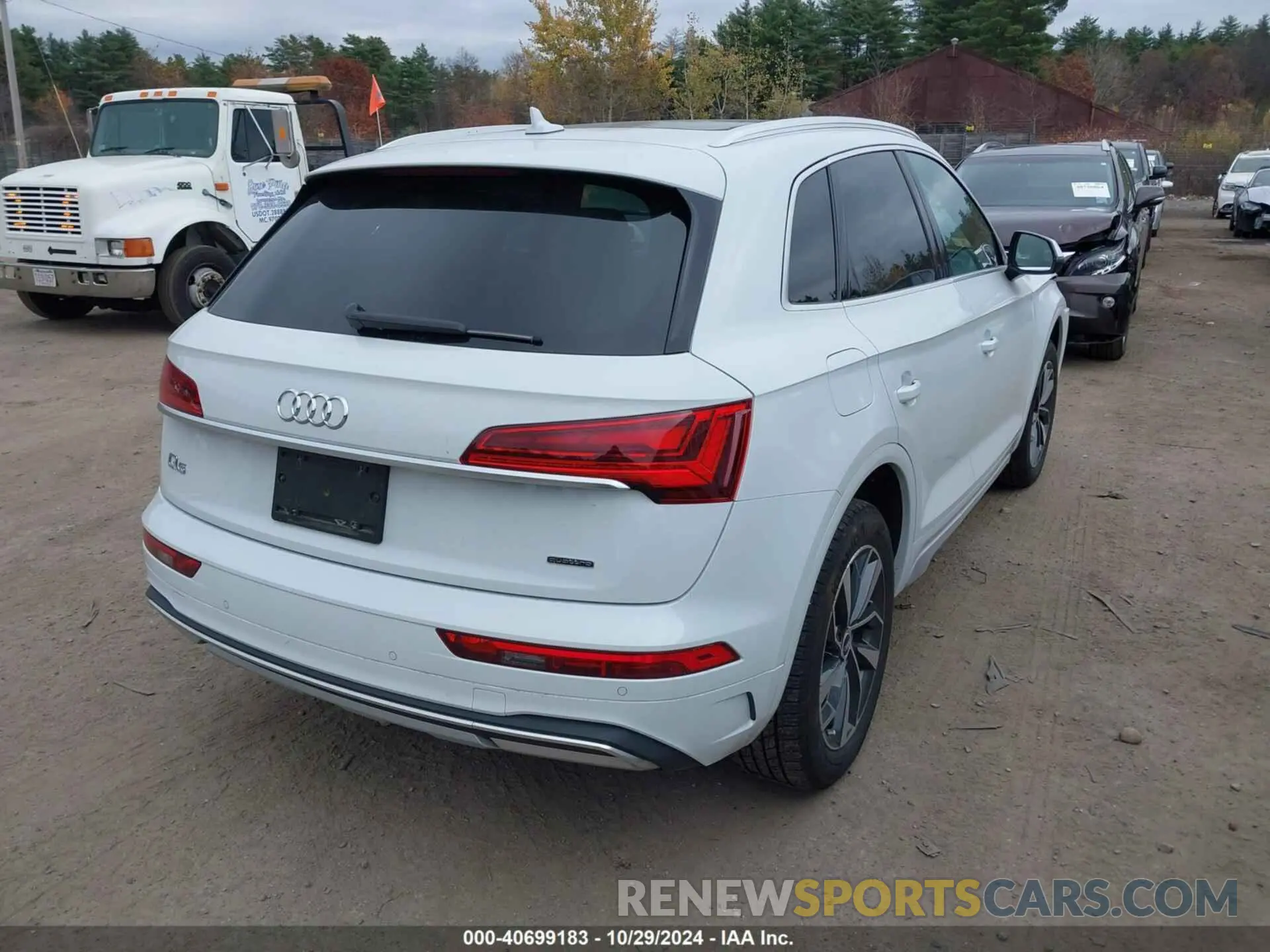 4 Photograph of a damaged car WA1BAAFY2M2007951 AUDI Q5 2021