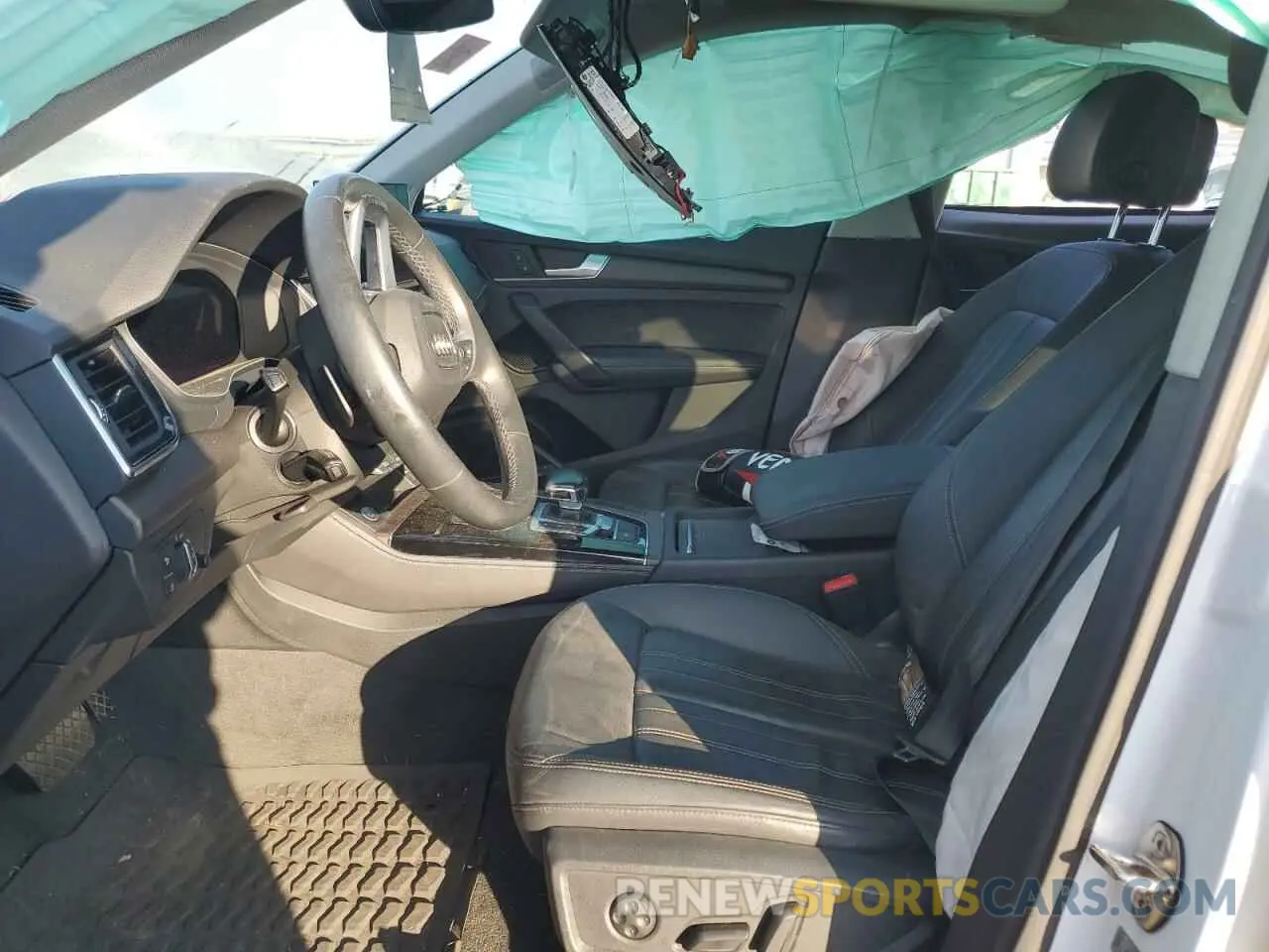 7 Фотография поврежденного автомобиля WA1BAAFY2M2060195 AUDI Q5 2021