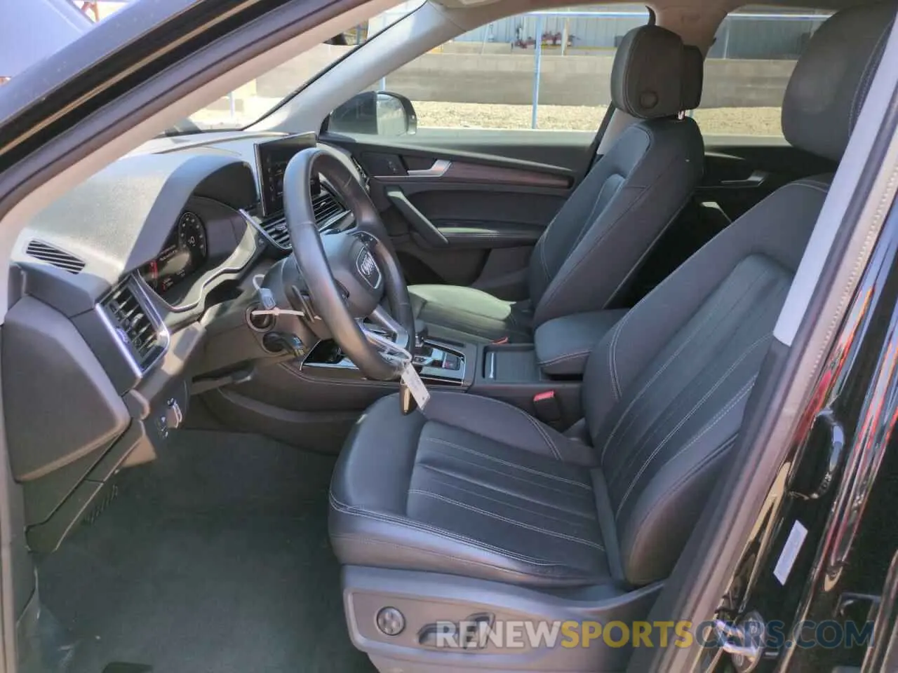 7 Photograph of a damaged car WA1BAAFY3M2002421 AUDI Q5 2021