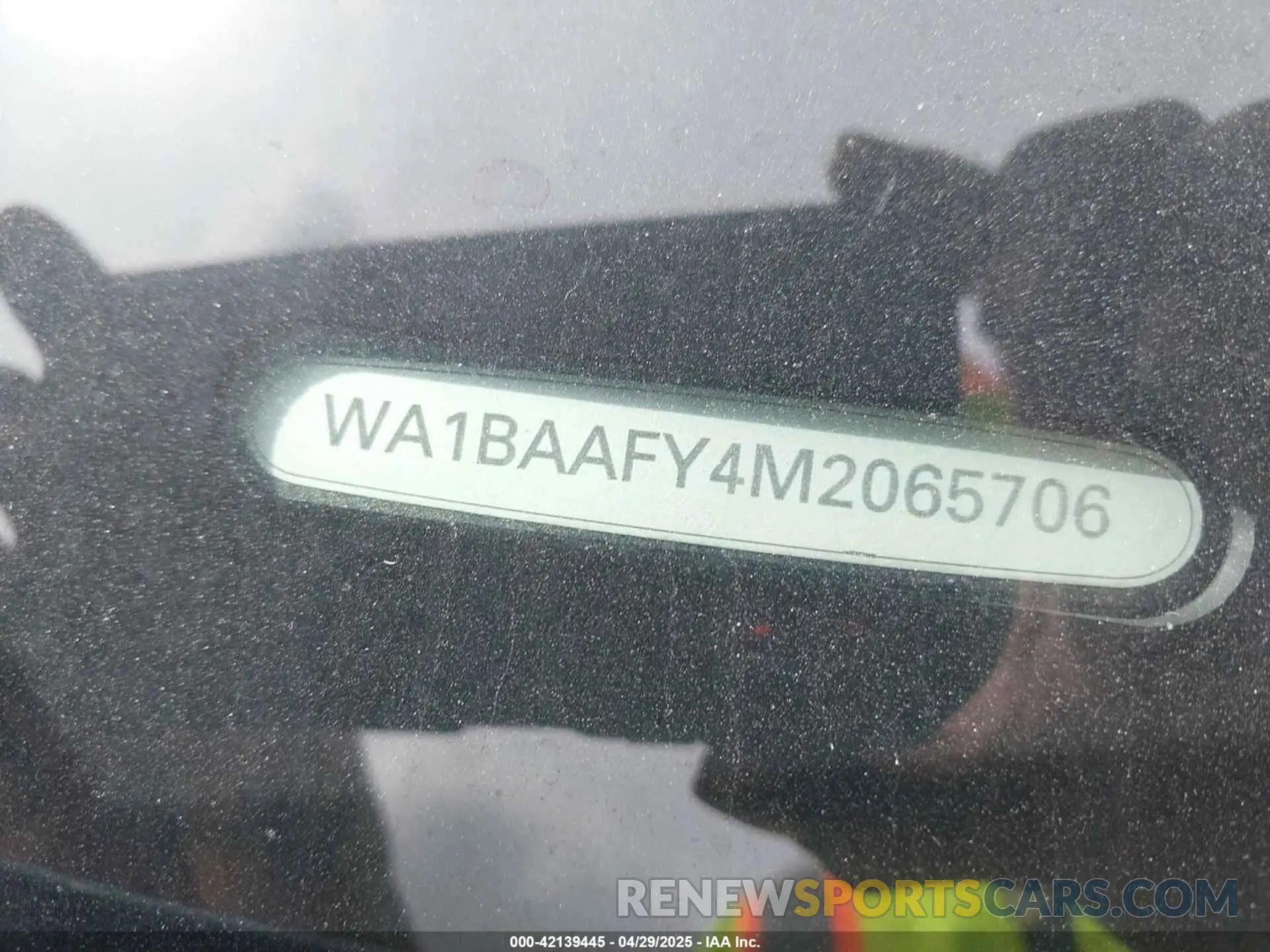 9 Фотография поврежденного автомобиля WA1BAAFY4M2065706 AUDI Q5 2021