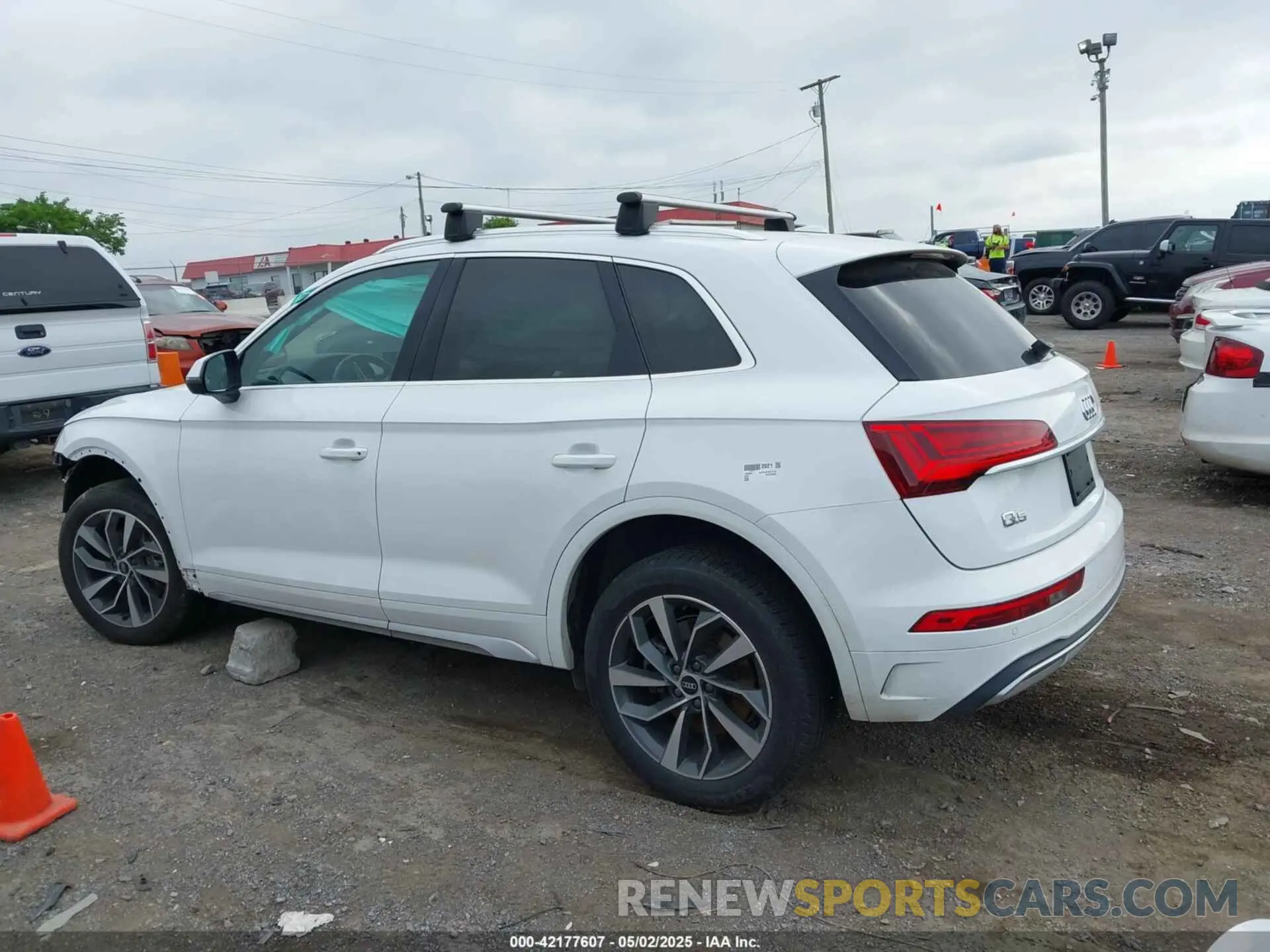15 Фотография поврежденного автомобиля WA1BAAFY4M2119148 AUDI Q5 2021