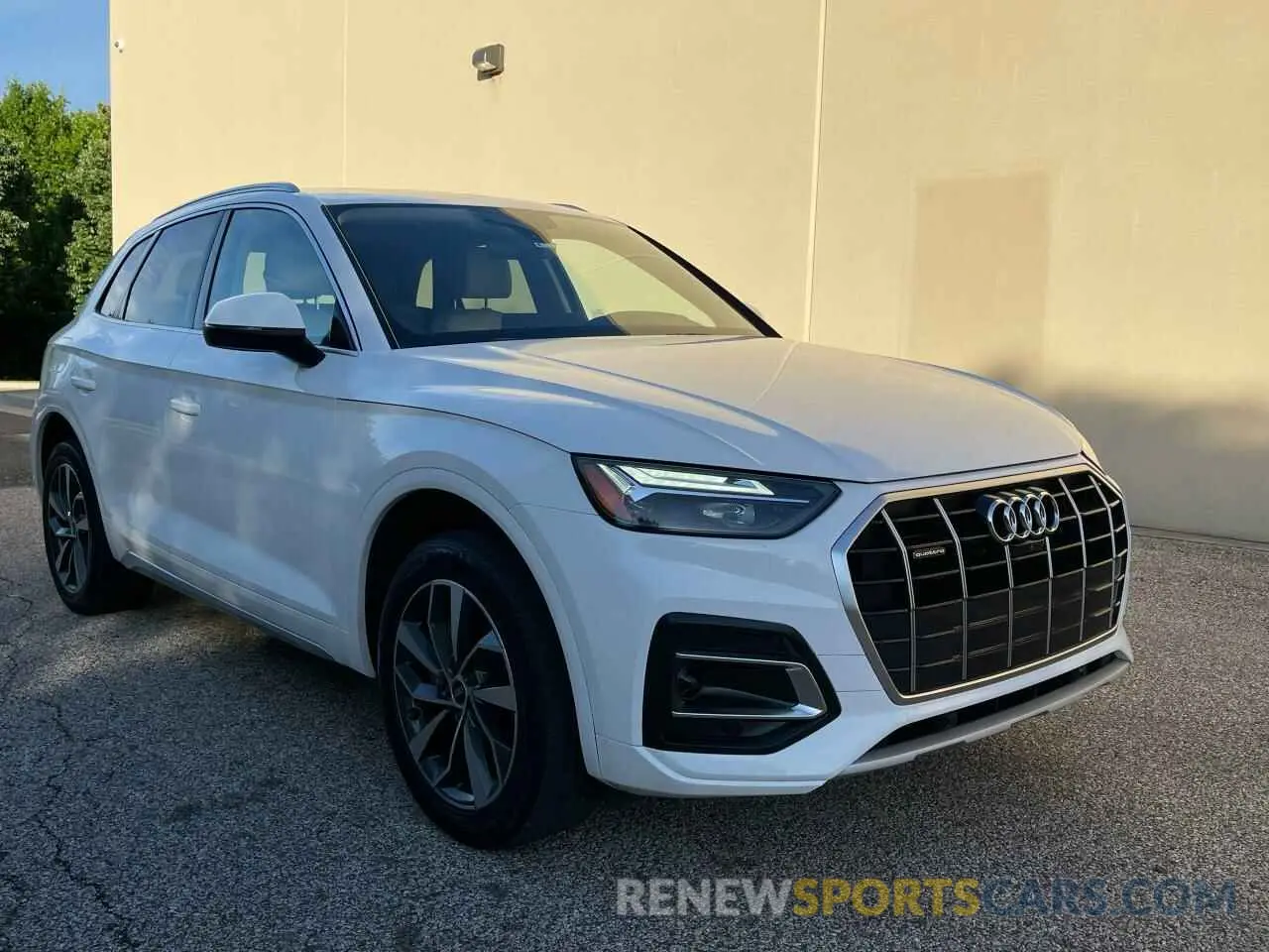 1 Photograph of a damaged car WA1BAAFY5M2024761 AUDI Q5 2021