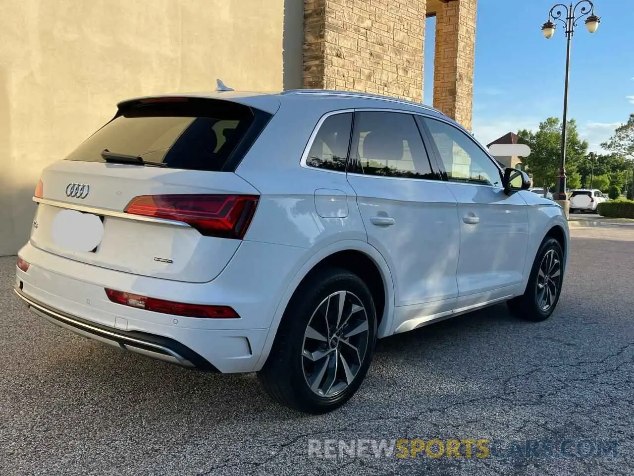 4 Photograph of a damaged car WA1BAAFY5M2024761 AUDI Q5 2021