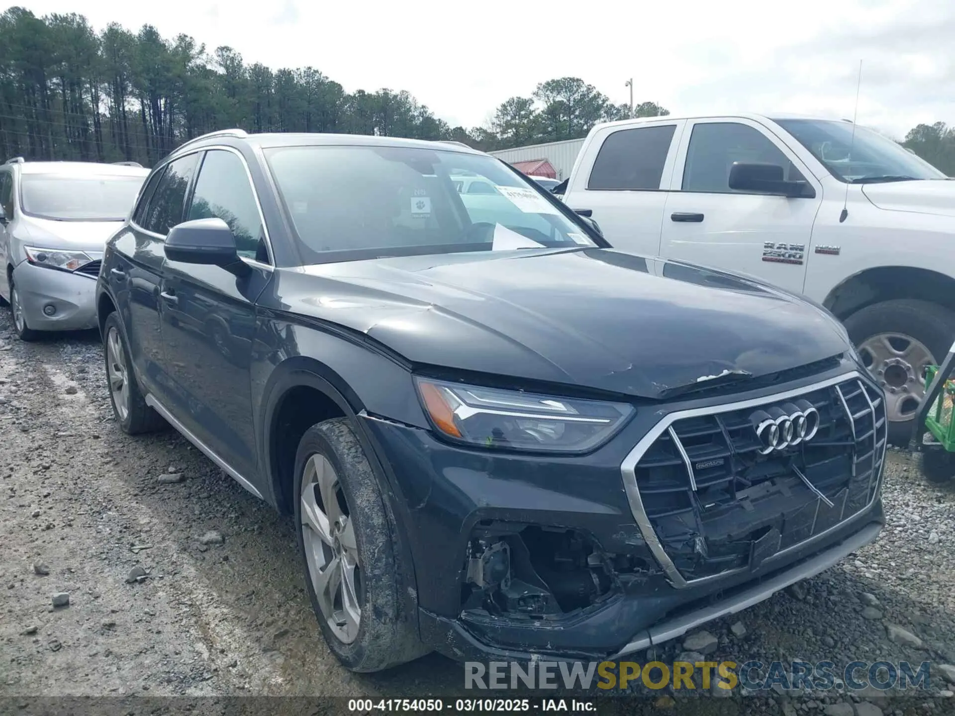 1 Photograph of a damaged car WA1BAAFY6M2092843 AUDI Q5 2021