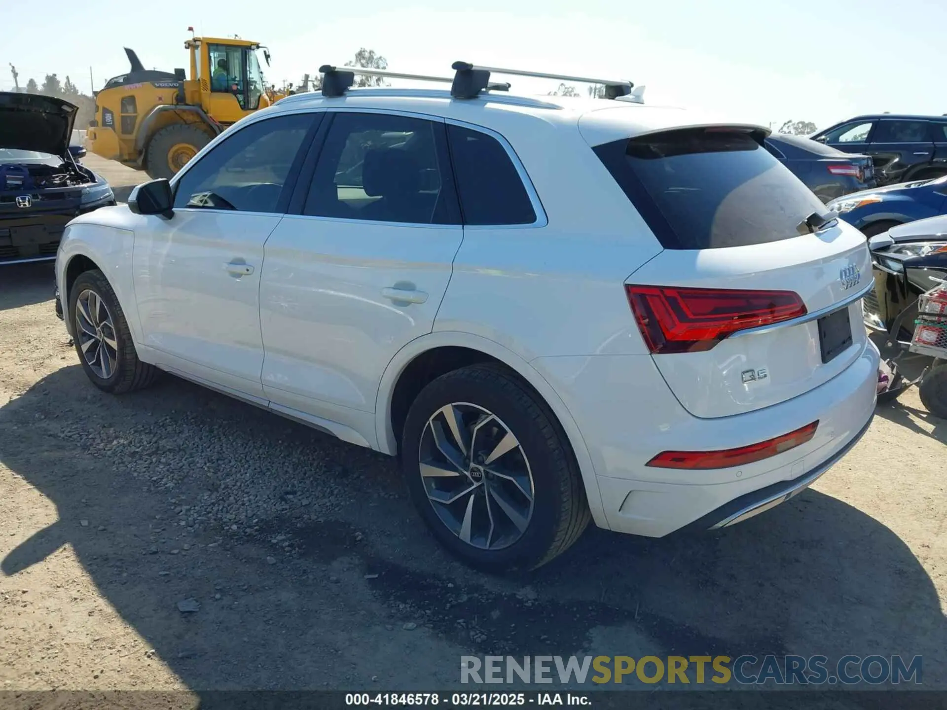 3 Фотография поврежденного автомобиля WA1BAAFY6M2113867 AUDI Q5 2021