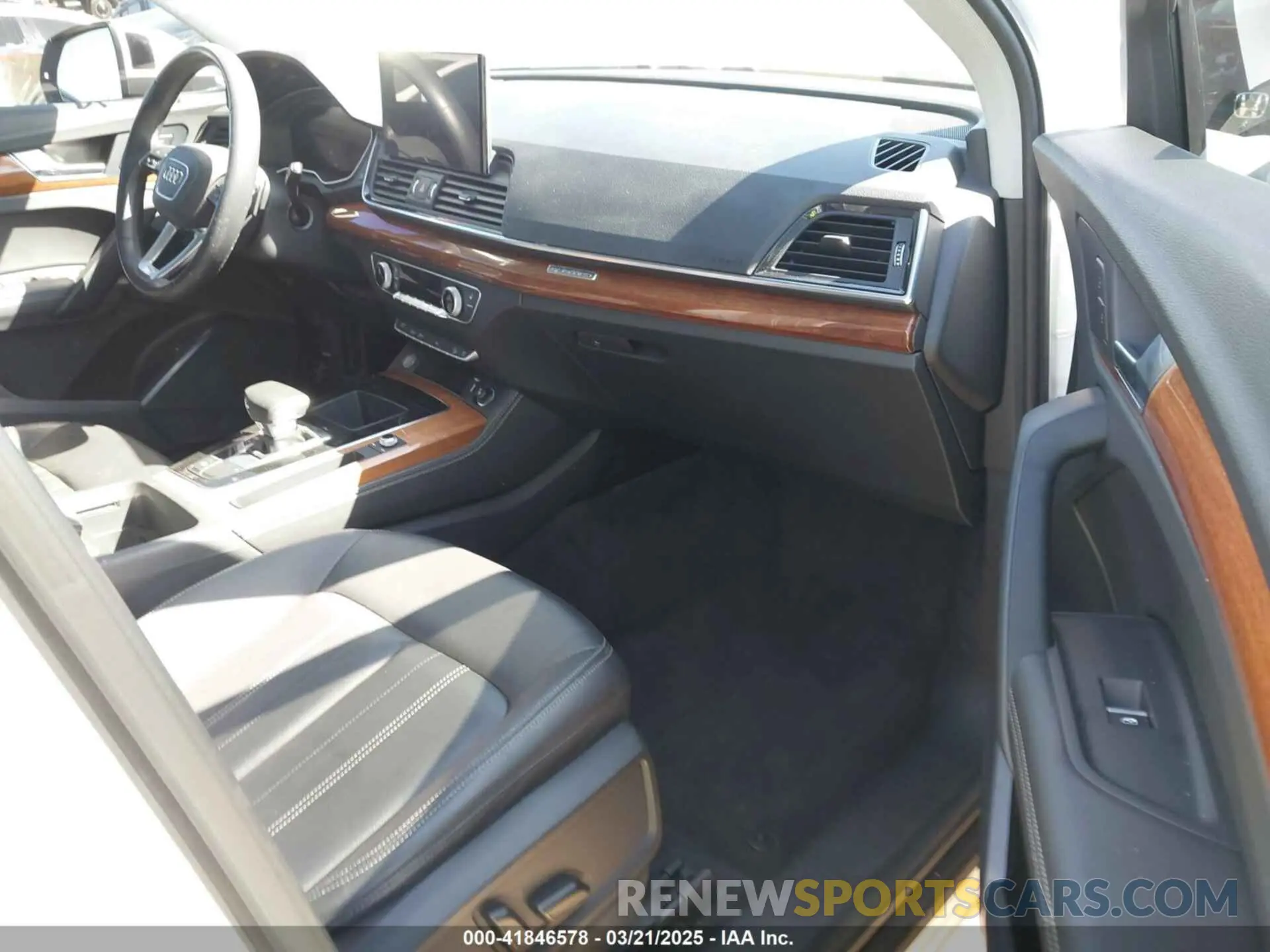 5 Фотография поврежденного автомобиля WA1BAAFY6M2113867 AUDI Q5 2021