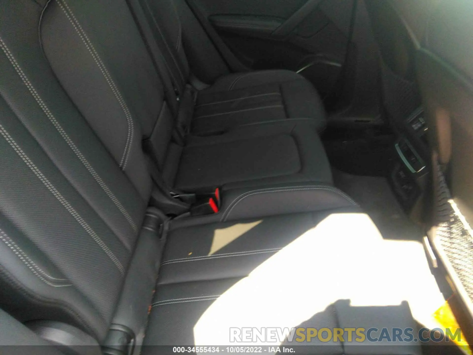 8 Photograph of a damaged car WA1BAAFY7M2015043 AUDI Q5 2021