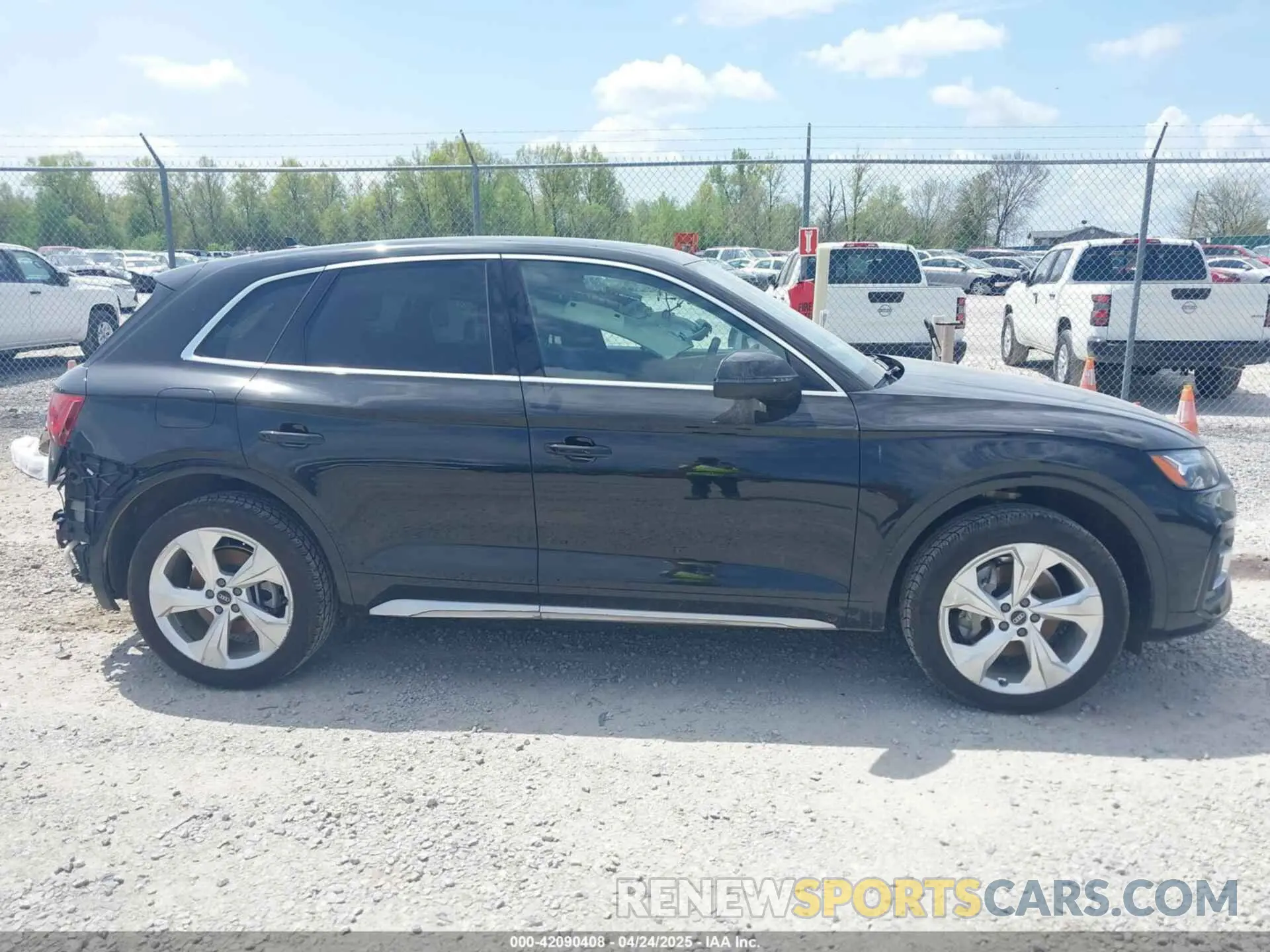 14 Photograph of a damaged car WA1BAAFY7M2024762 AUDI Q5 2021
