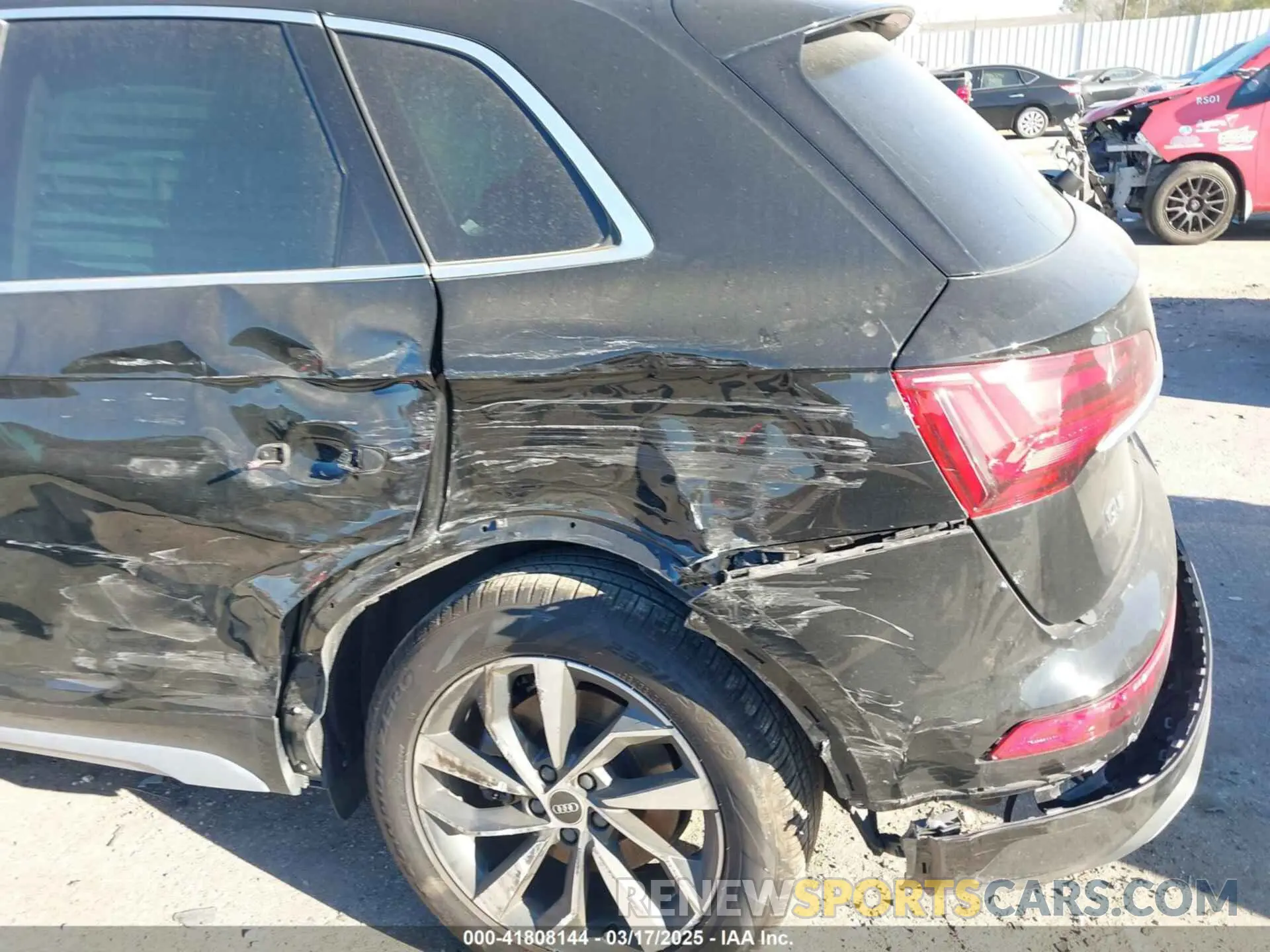 6 Photograph of a damaged car WA1BAAFY7M2112601 AUDI Q5 2021