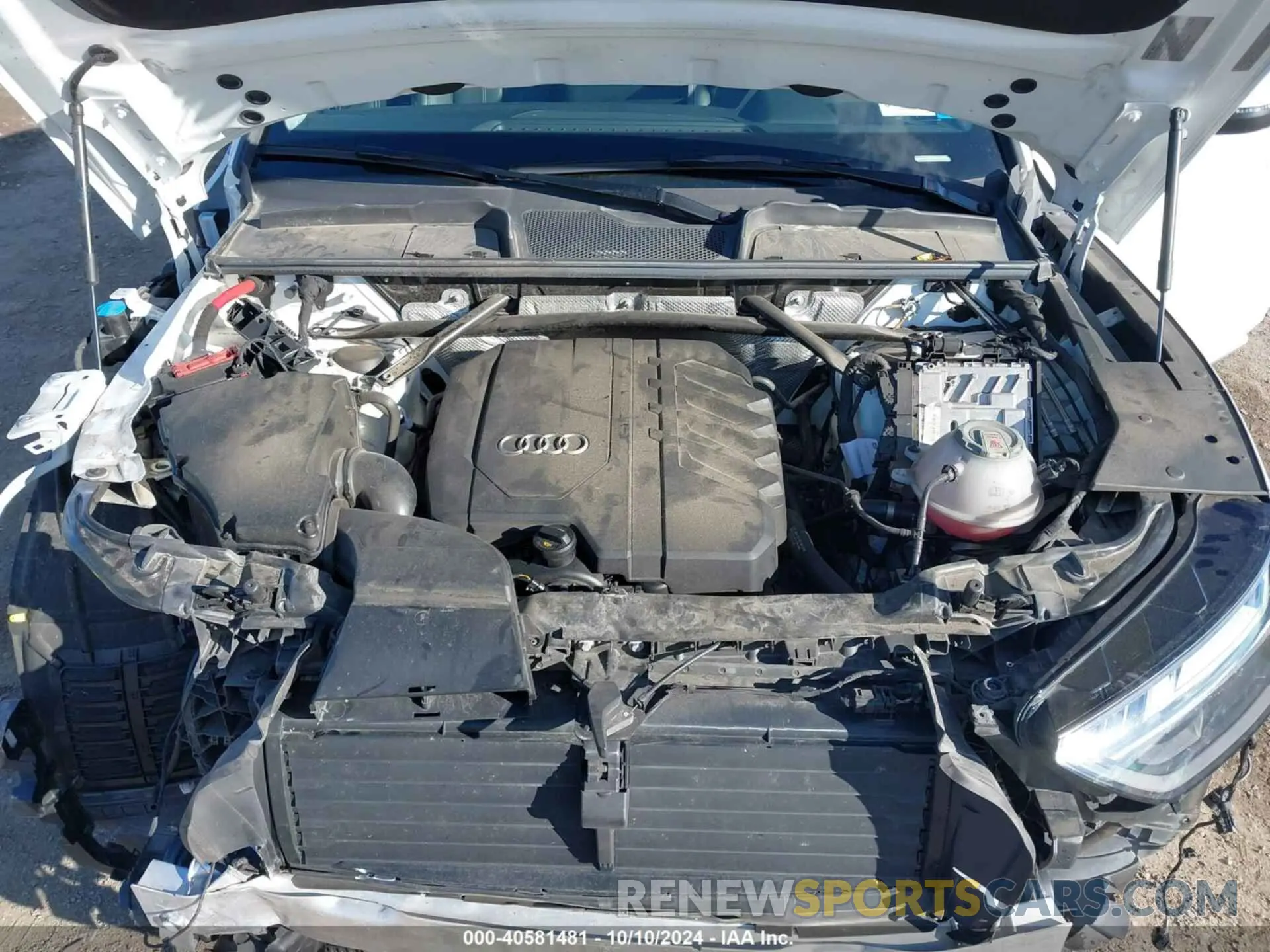10 Photograph of a damaged car WA1BAAFY8M2022048 AUDI Q5 2021