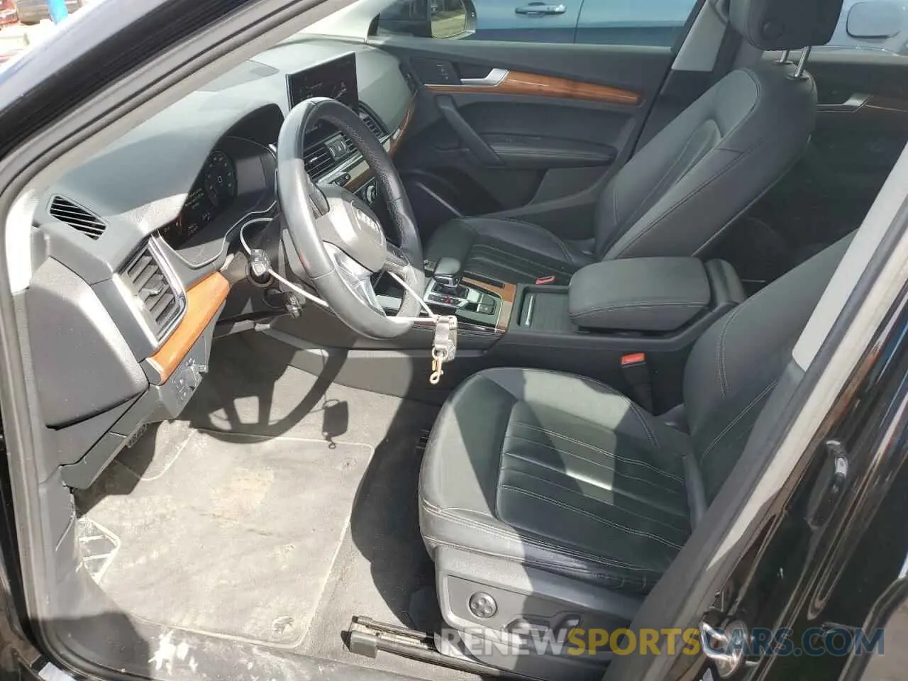 7 Фотография поврежденного автомобиля WA1BAAFY8M2105236 AUDI Q5 2021